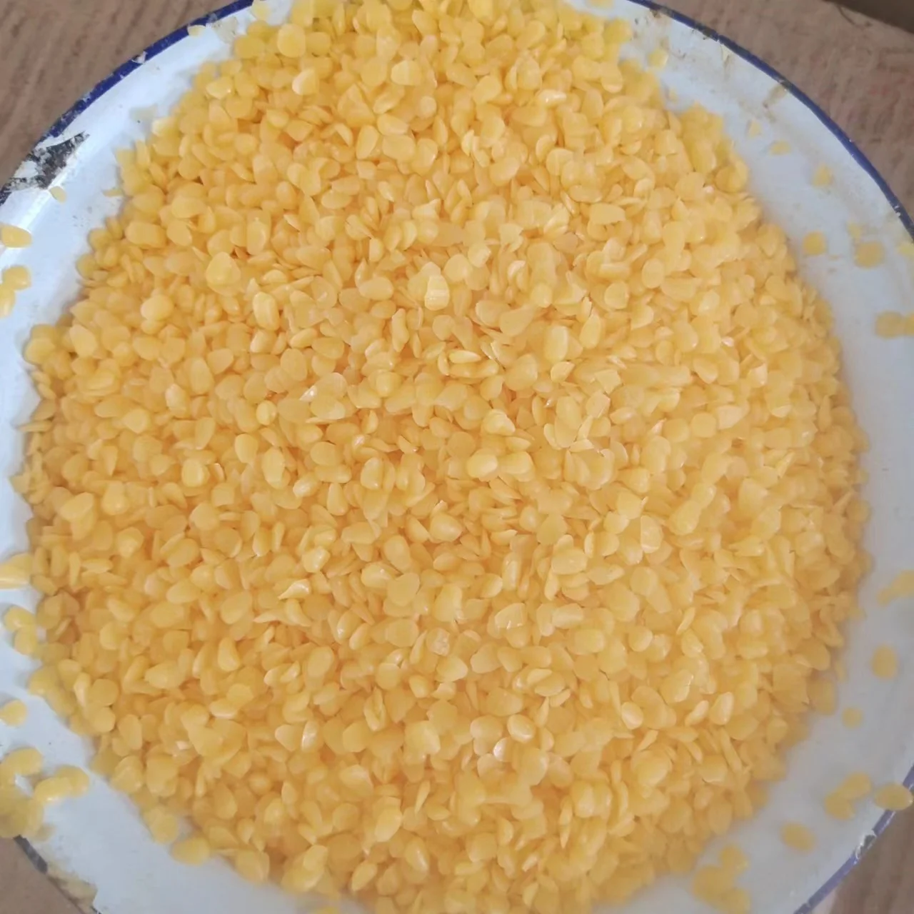 Organic beeswax pellets 25kg pp bags 100 beeswax price wax for candle making bee