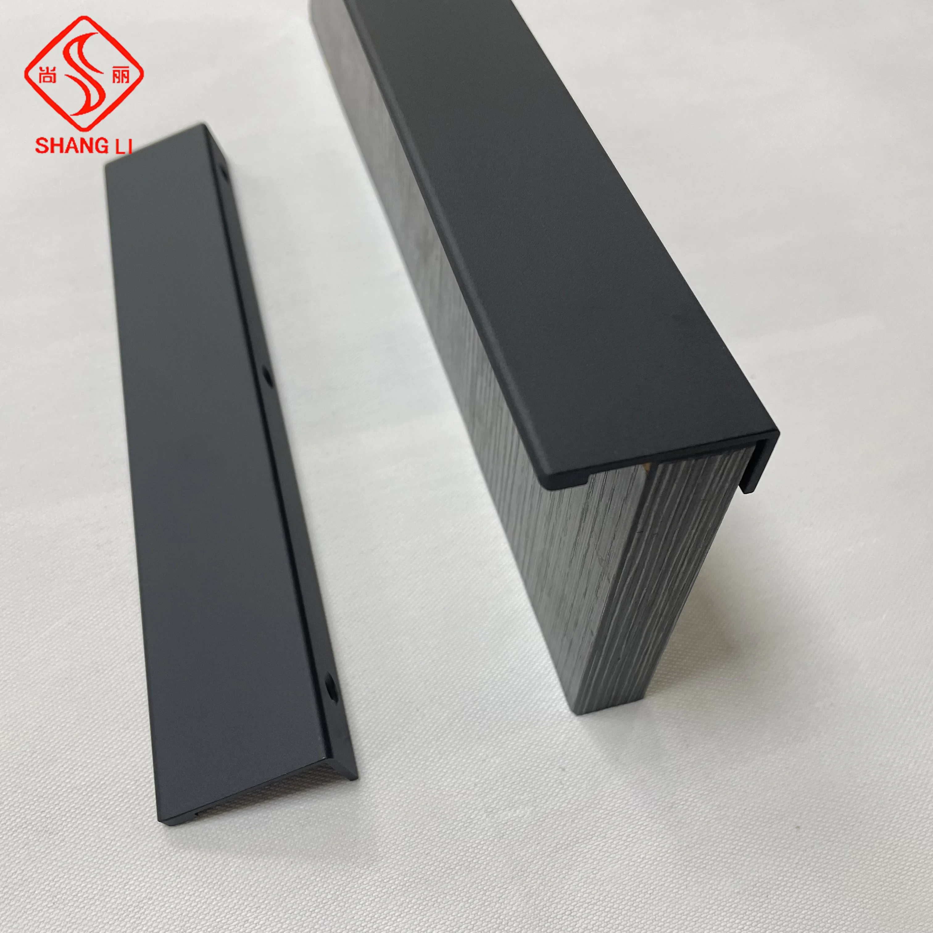 Hot sale Europe simple aluminum hardware L bar furniture handle for kitchen cabinet drawer handle G profiles handle