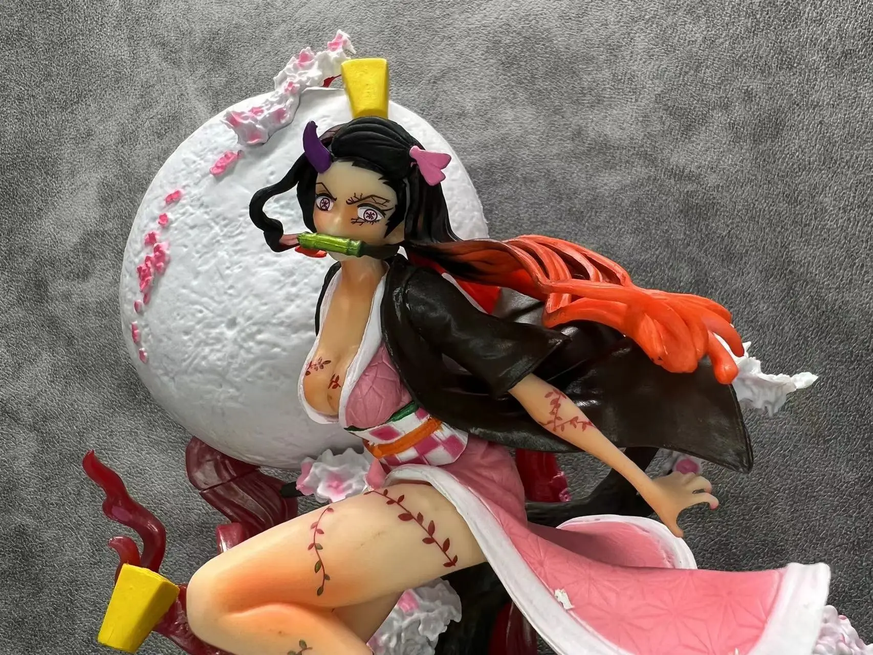 12.02inches 31CM Demon Slayer Kimetsu no Yaiba Kamado Nezuko PVC Resin Toy Model Nezuko Demon Slayer Action Anime Figure