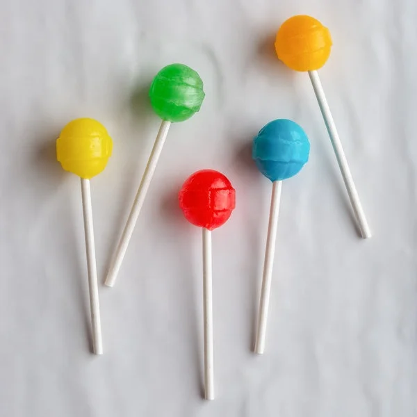 Customized Size Food Grade Plastic Paper Lollipop Stick Cakepop Sticks For Kids Party Home Anniversary By Handmade