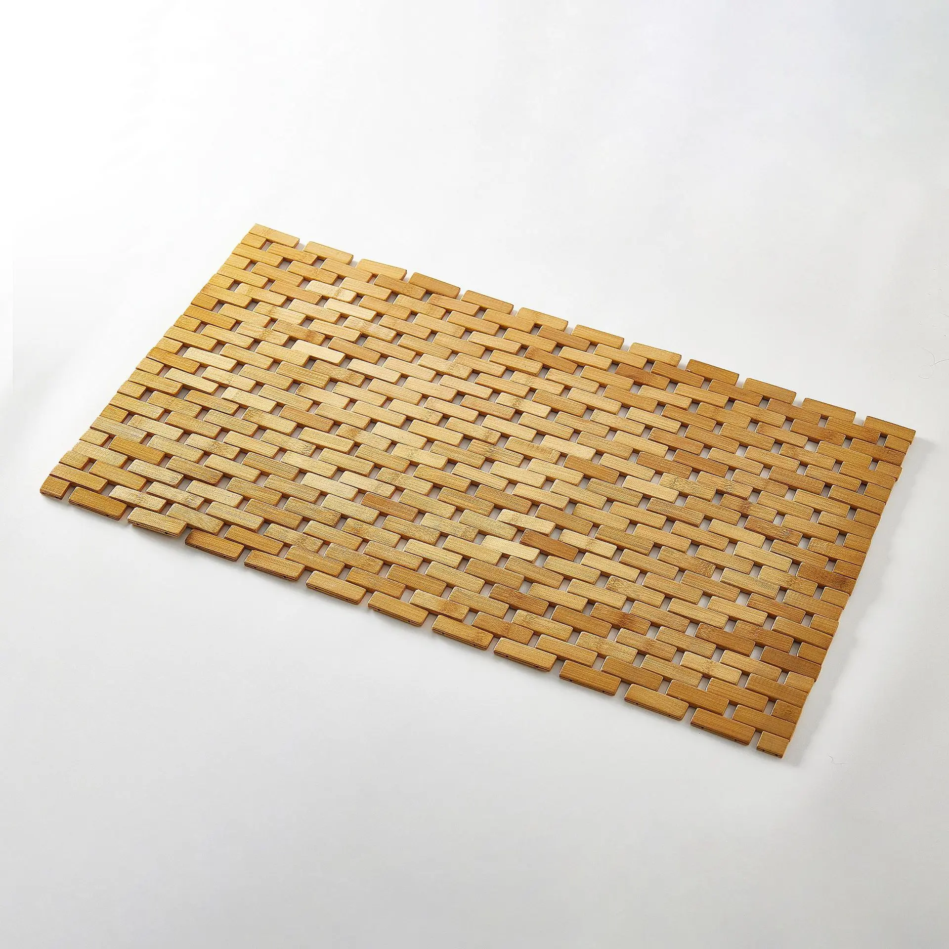 QUAWE 2023 Foldable Heavy Duty Non Slip Waterproof Wood Bamboo Spa Shower Bath mat