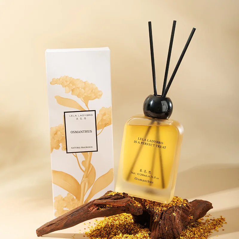 Luxury Hotel Custom Home Fragrance Reed Diffuser Organic Oil Fragrance Fiber Rattan Stick Glass Bottle Resin Lid Reed Diffuser