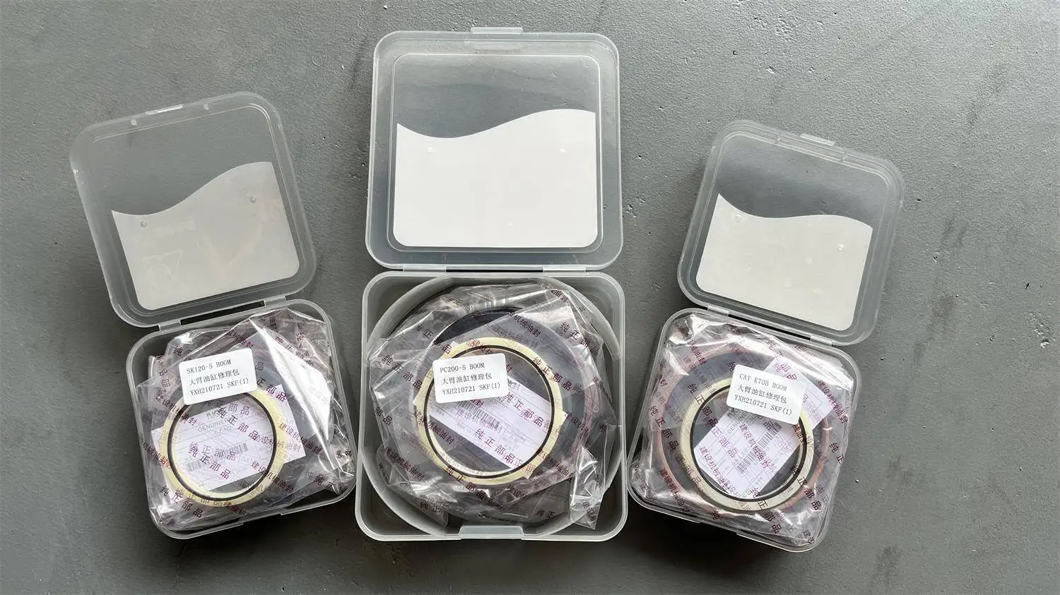 Huitong Excavator Spare Parts Hydraulic Seal Kits/Bucket Seal Kits for PC120-6 PC200-8 Excavators.