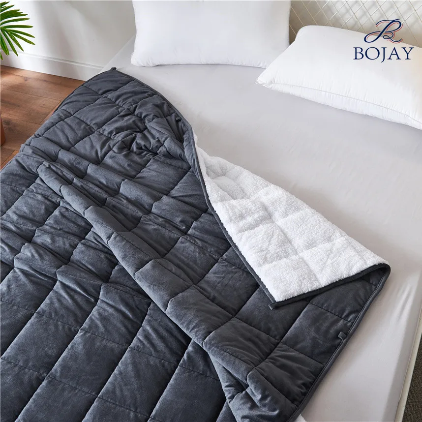 2023 Wholesales Premium Glass Beads Sherpa Fleece Thick Luxury Bed Soft Fleece Heavy Weighted Blanket