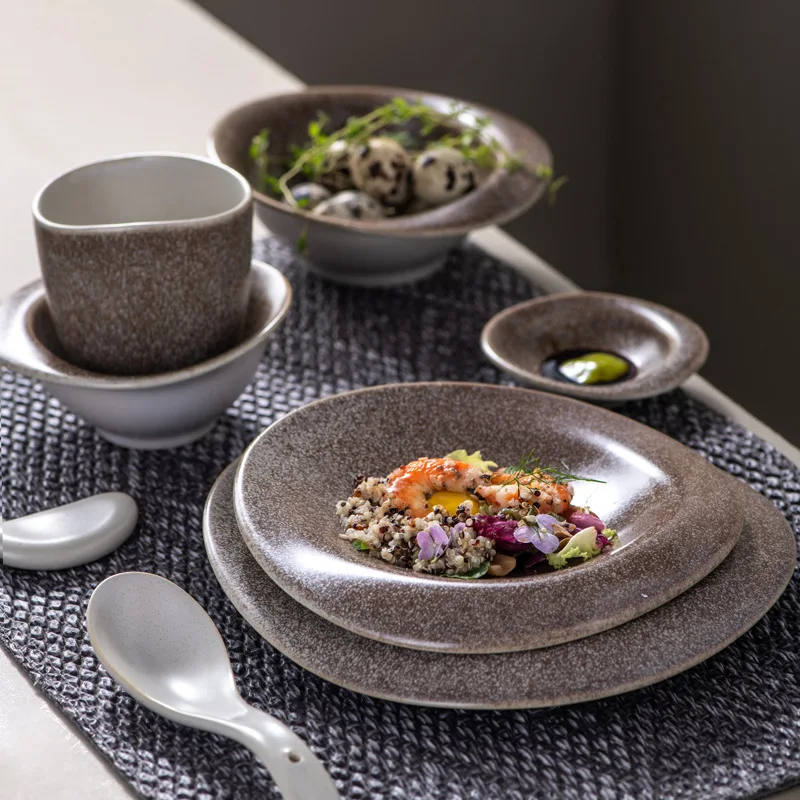 Horeca wholesale Retro irregular hotel dinnerware set black glaze ceramic japanese restaurant tableware