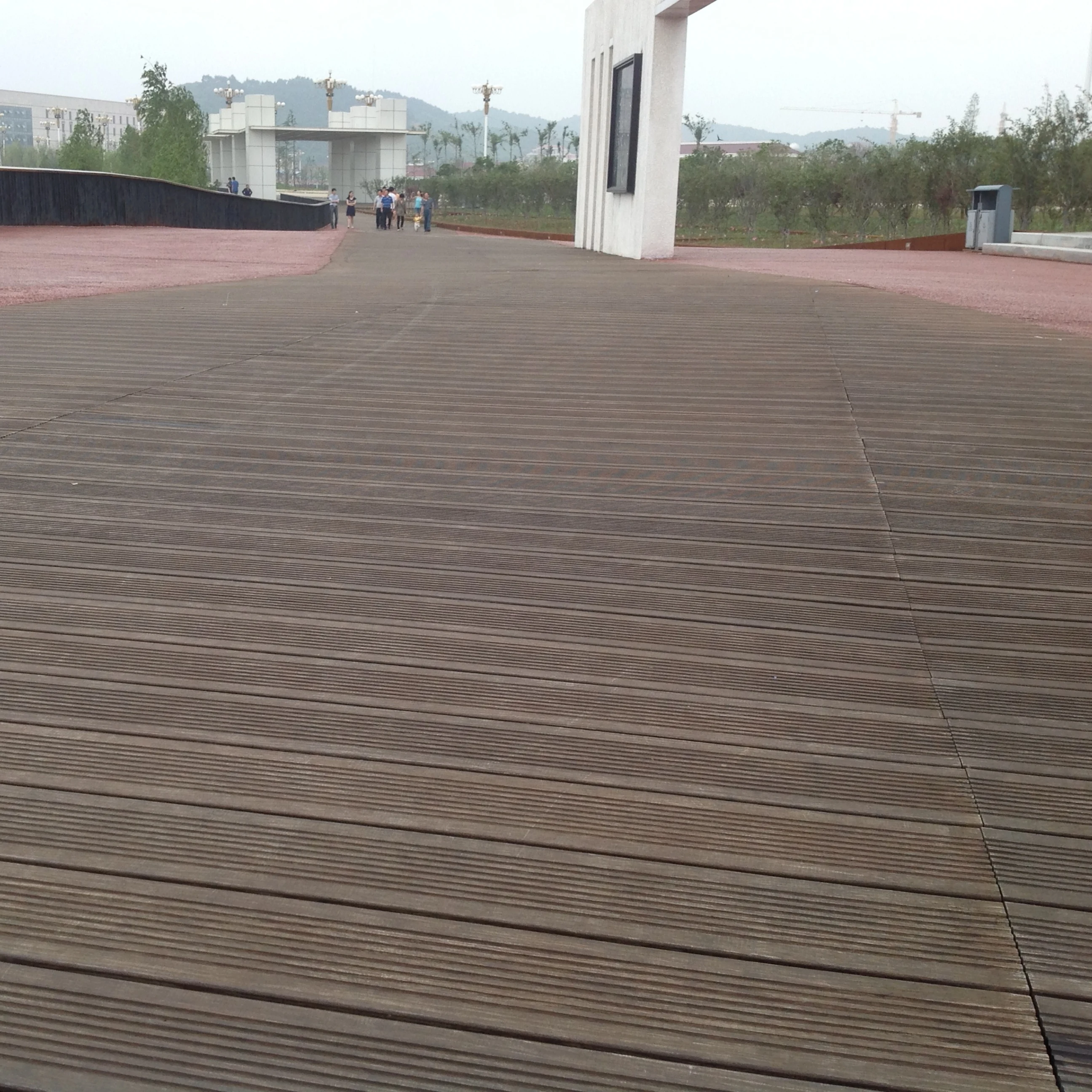 Outdoor Grooved Bamboo Decking Terrace Floor Strand Woven Engineered Bamboo Flooring for Hotel Garden