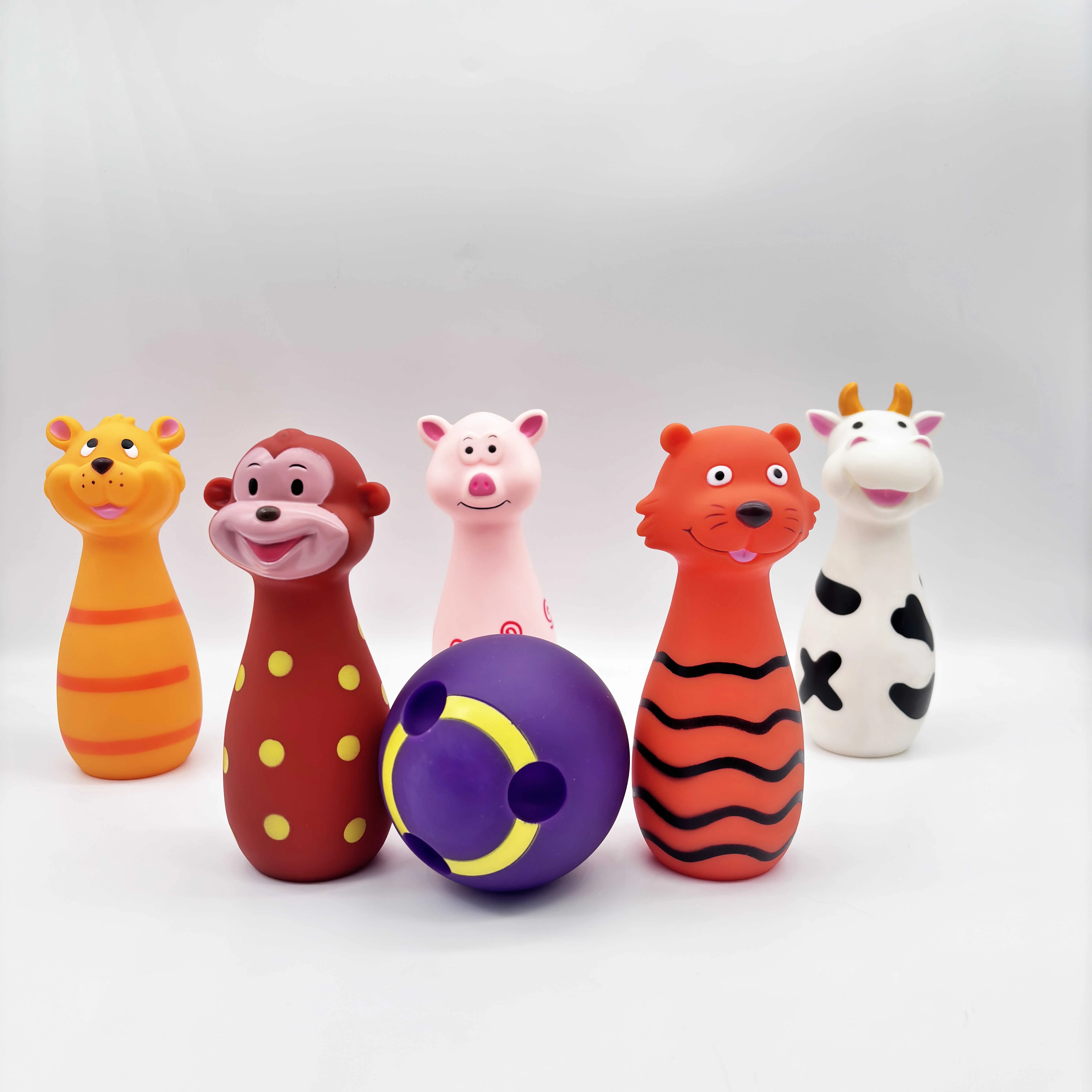 Early educational kids bowling 5 pins 1 bowling ball friends play set cartoon animal soft rubber bowling toys for toddlers