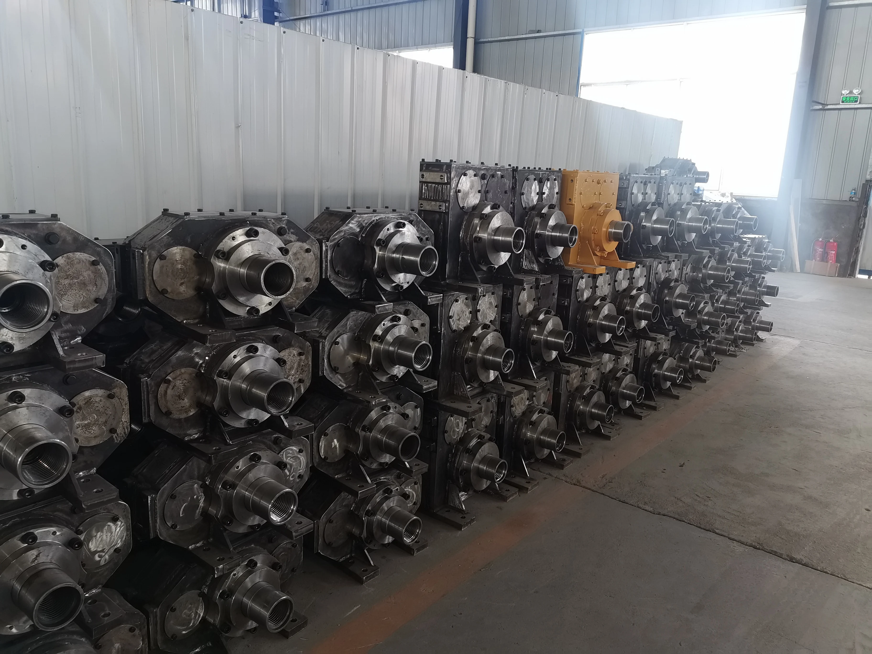 Drilling Rig Rotary Head 350 model Top Drive Head Portable for Drill Machine