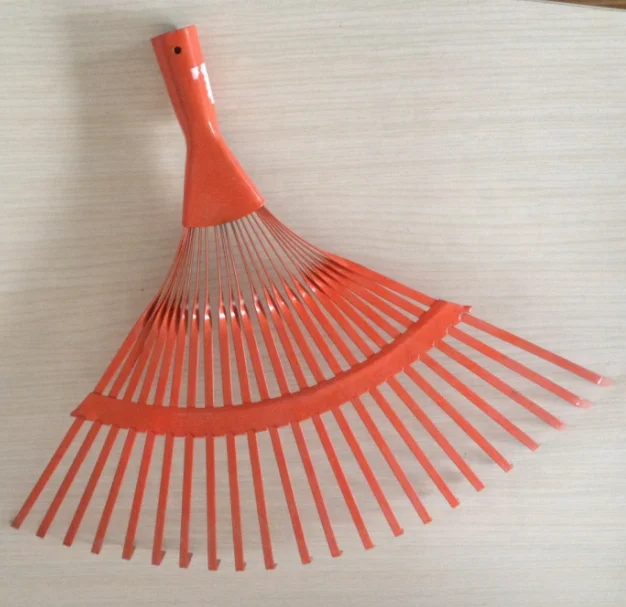 Hand Leaf Rakes 22 Teeth With Wooden Handle High Quality Land Clearing Rake Leaf Grabber Rake