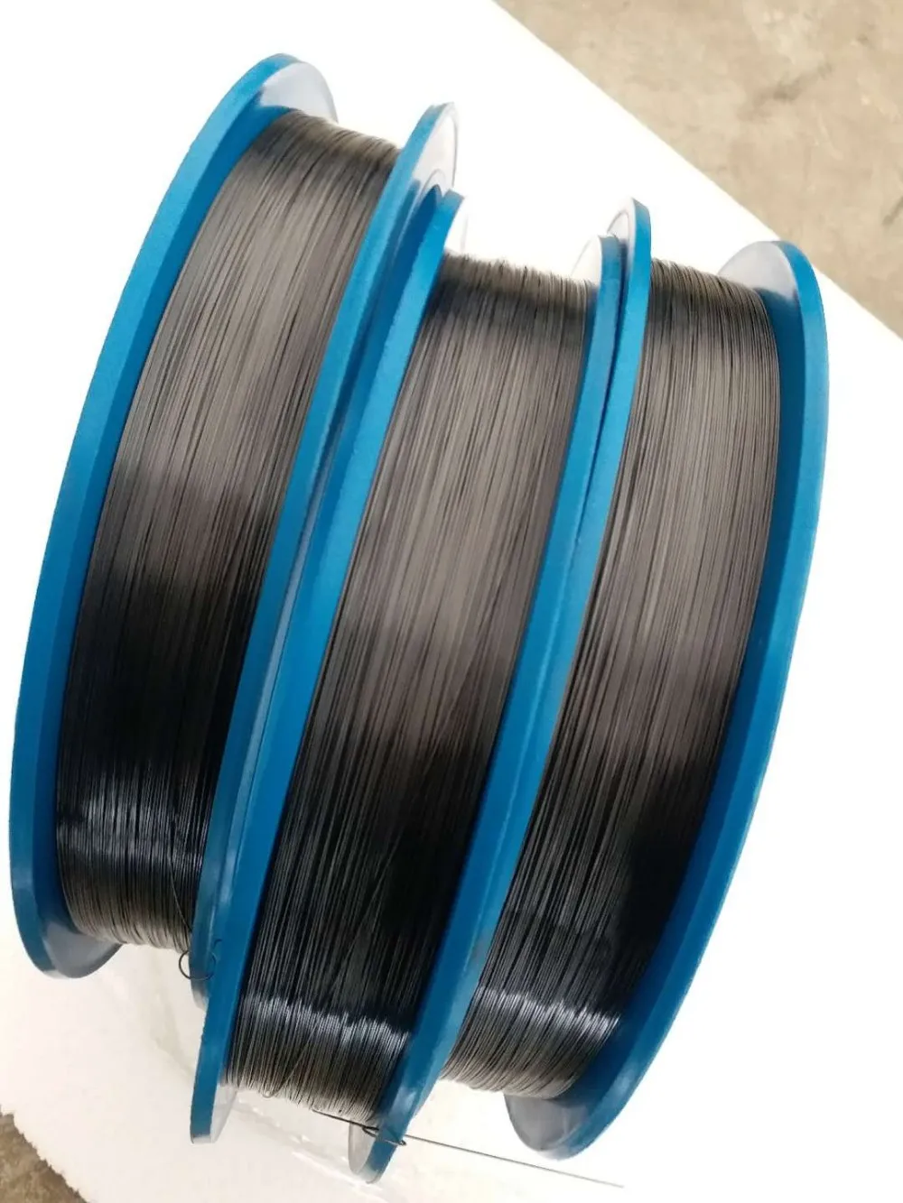 Гиперэластичная память SMA nitinol с черной поверхностью 0 3 мм в