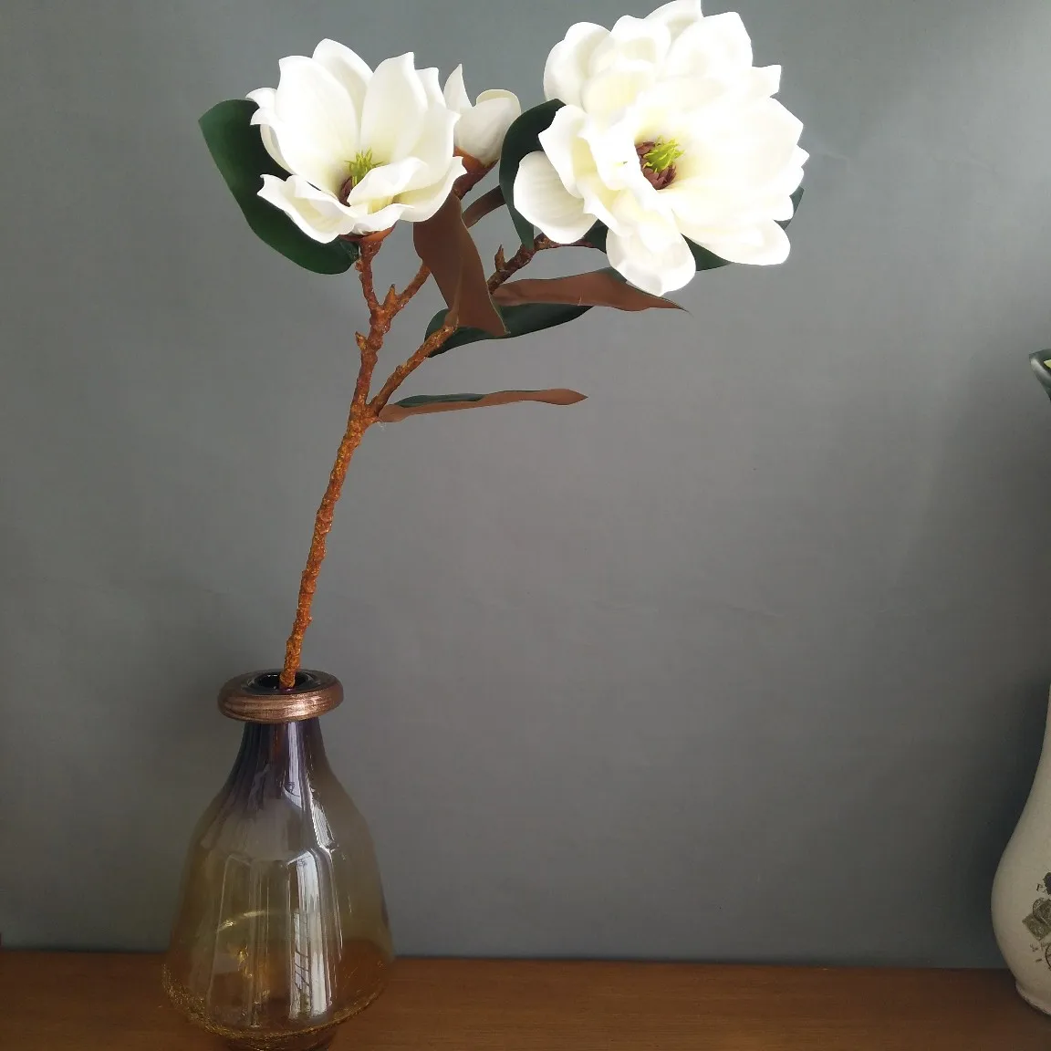 Artificial Flowers Real Touch Magnolia Large Flowers Branch for Office Vase Table Centerpiece Silk Magnolias Stems Faux Magnolia
