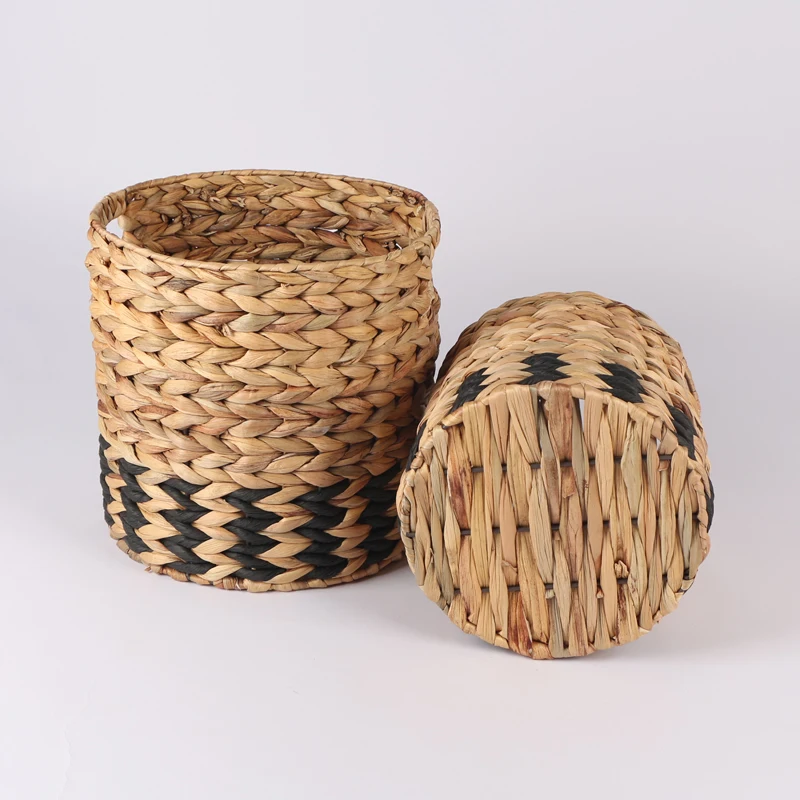New Style Hot Sale  Handmade Large Capacity Woven Water Hyacinth Grass Laundry Storage Basket