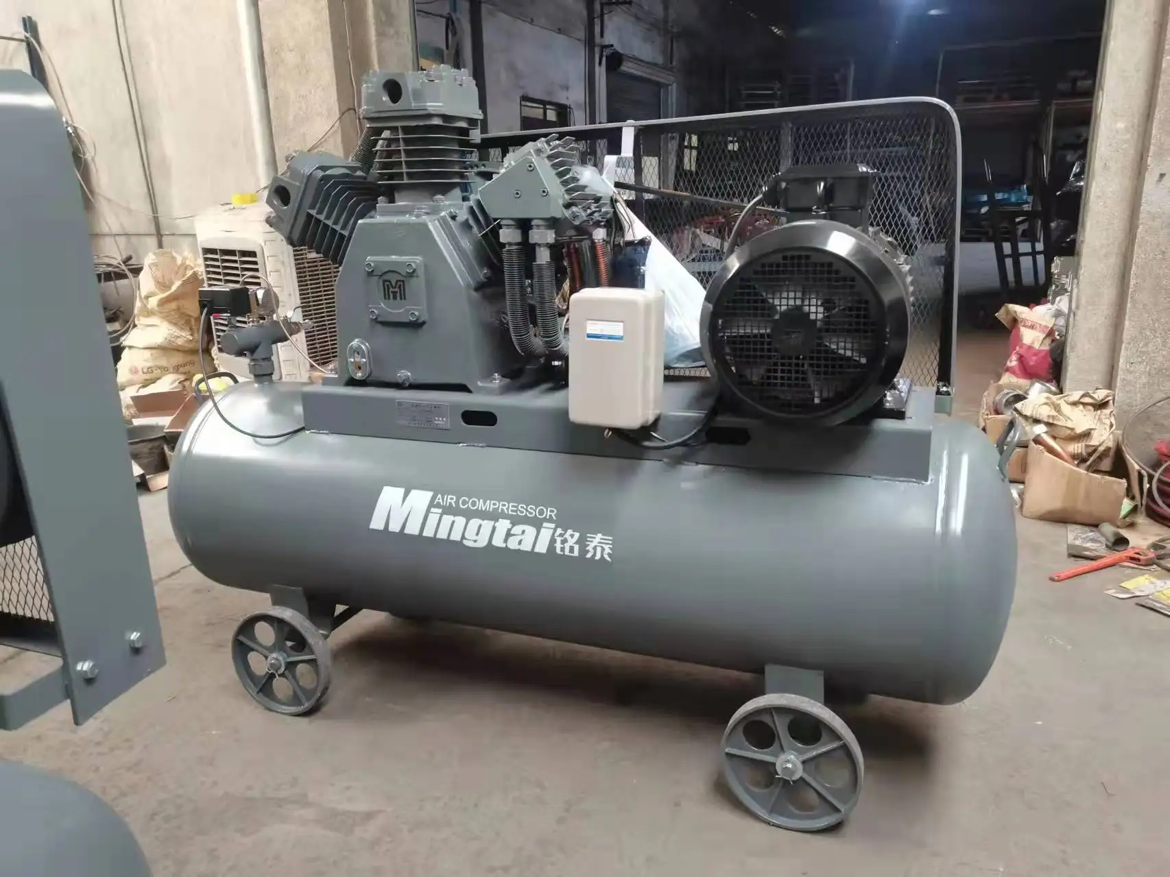 High pressure 25 Bar industrial piston air compressor