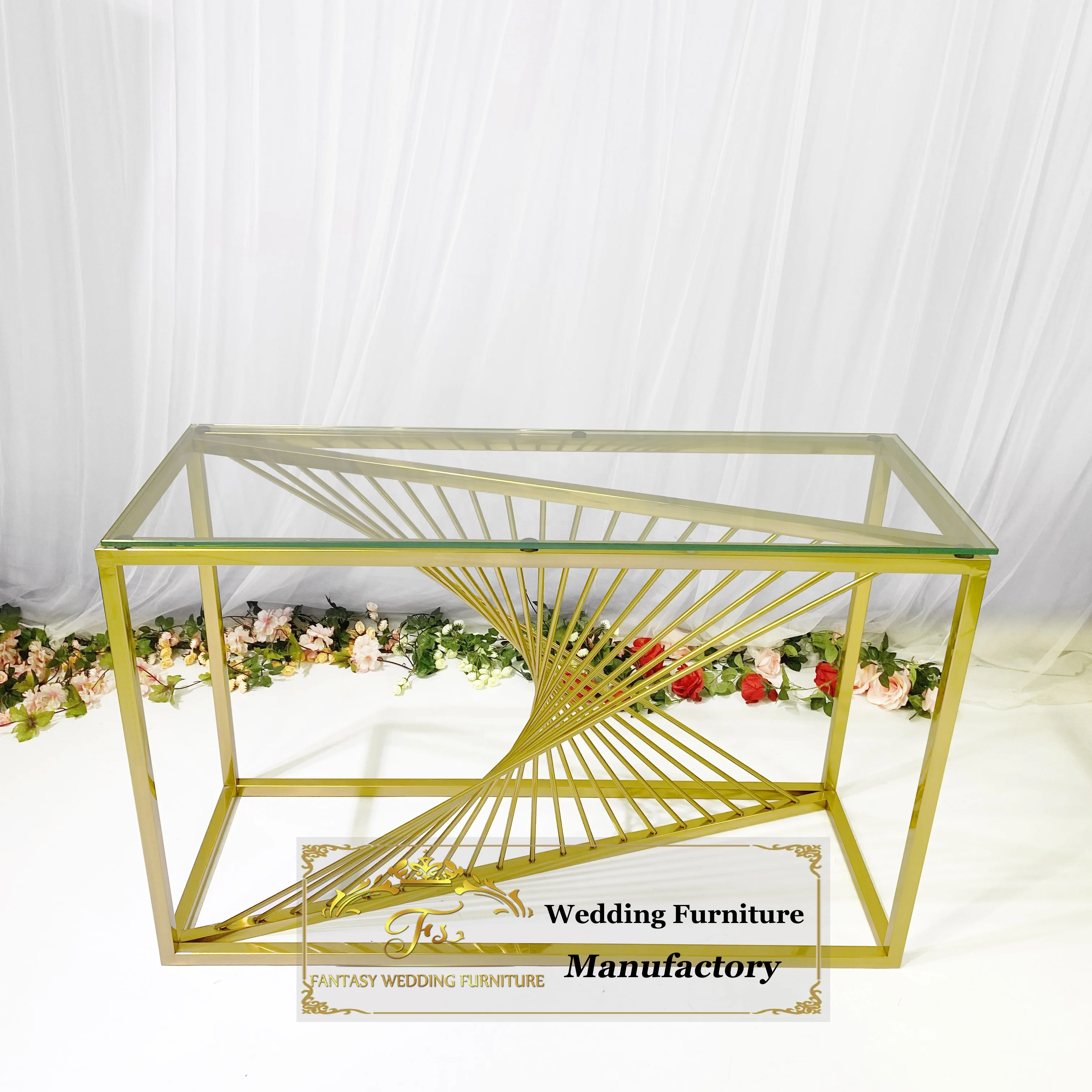 gold stainless steel centre de table for bride and groom