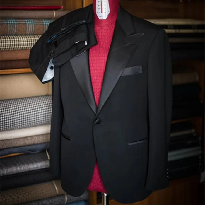 Premium quality and service custom bespoke suit Fast delivery The best