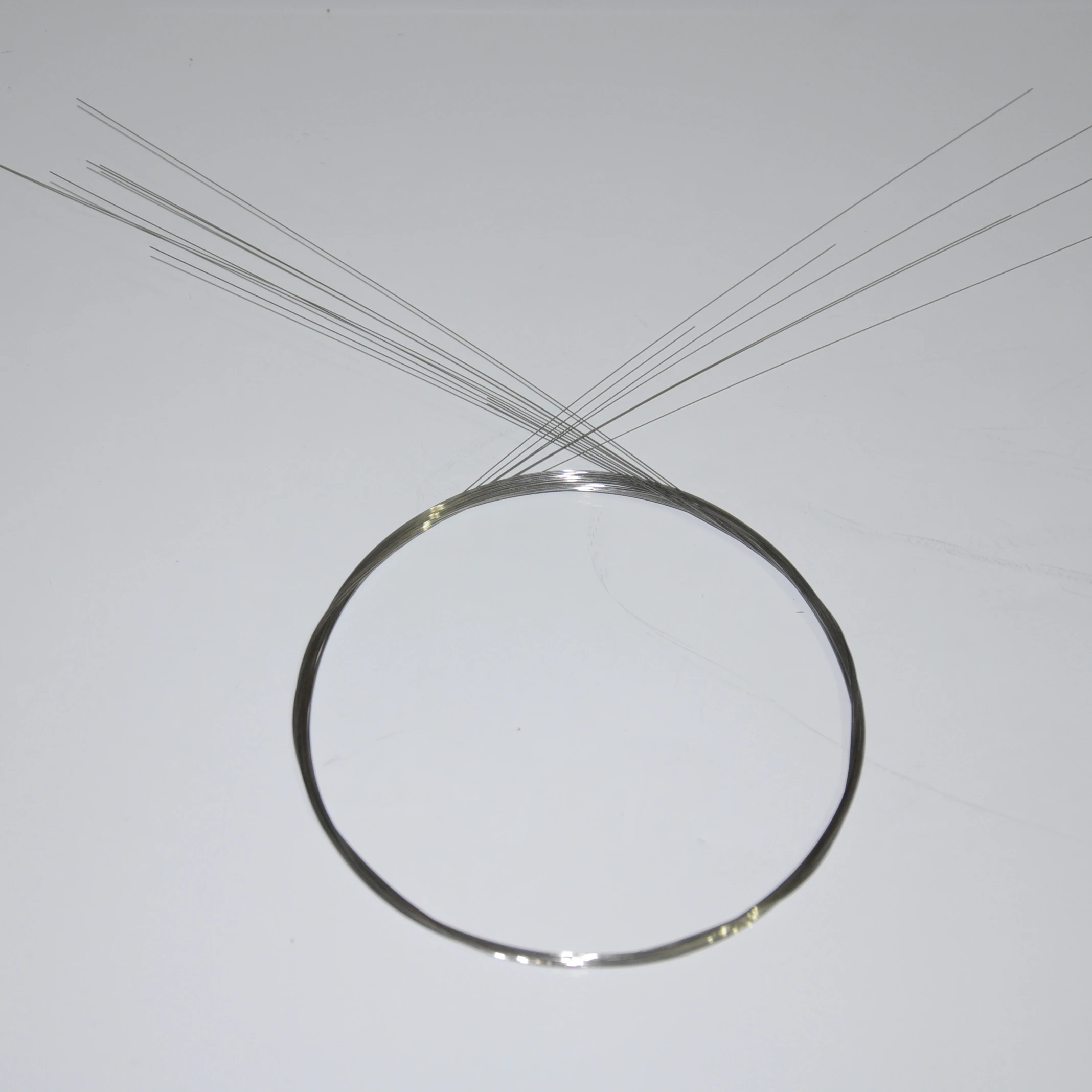 SUS304 Synchronous rotating wire for hemostatic clip snare for medical digestive medicine 0.38x2450mm