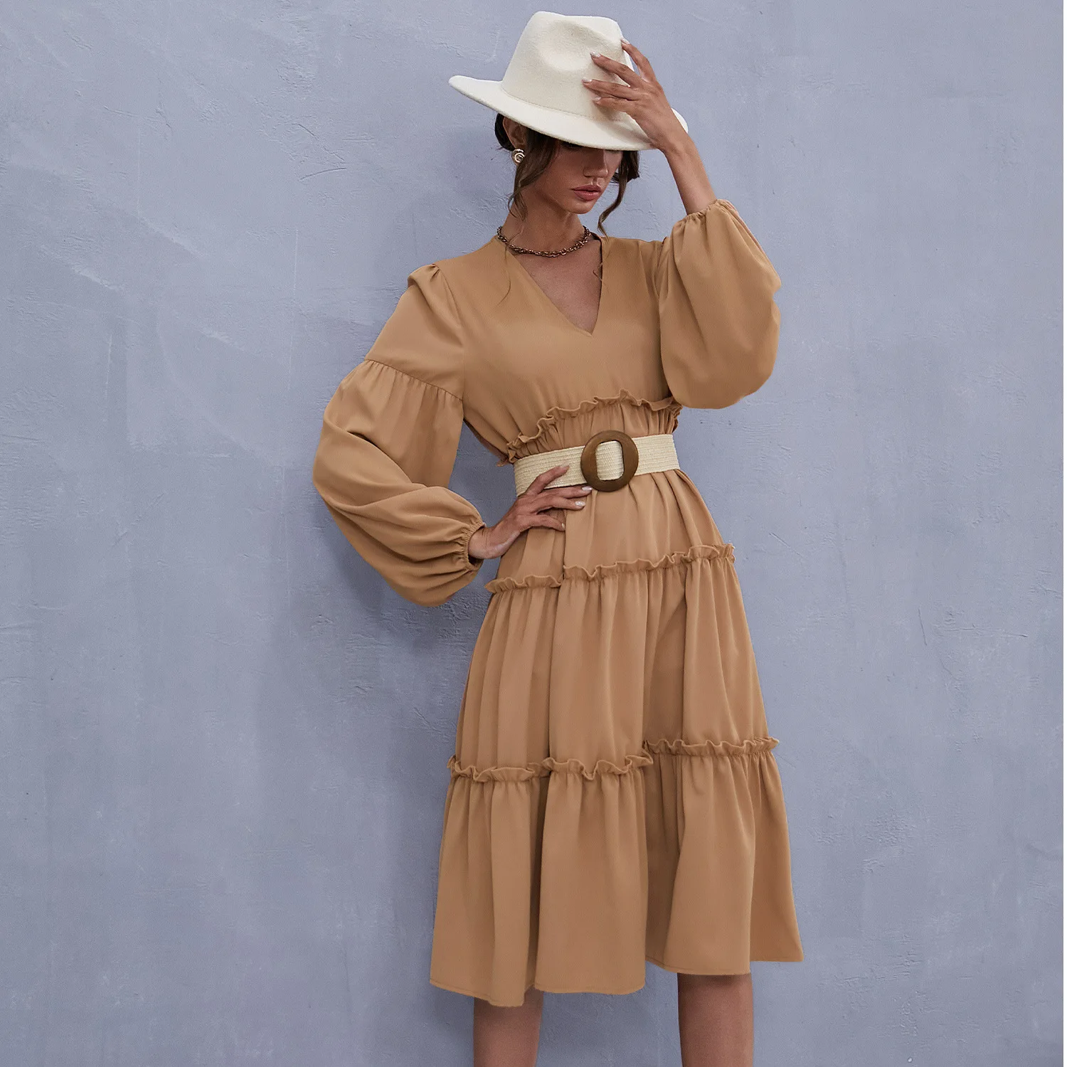 Casual style balloon sleeve v neck pleated tiered A line big hem long midi dresses for holiday