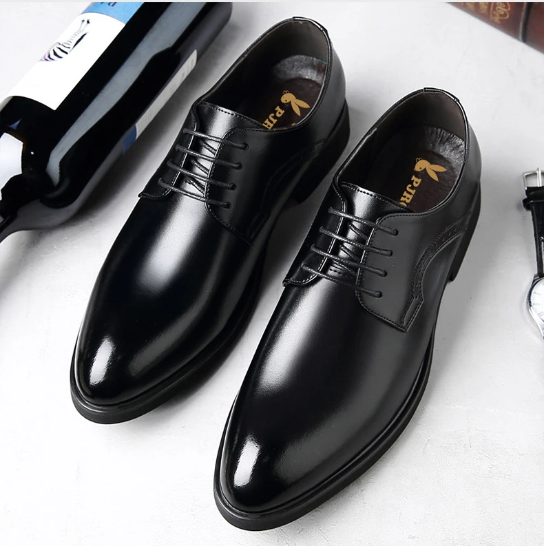 2020 Handmade Classical Italian Shoes Men Genuine Leather Italian Carved Wedding Mens Dress Shoes for Business