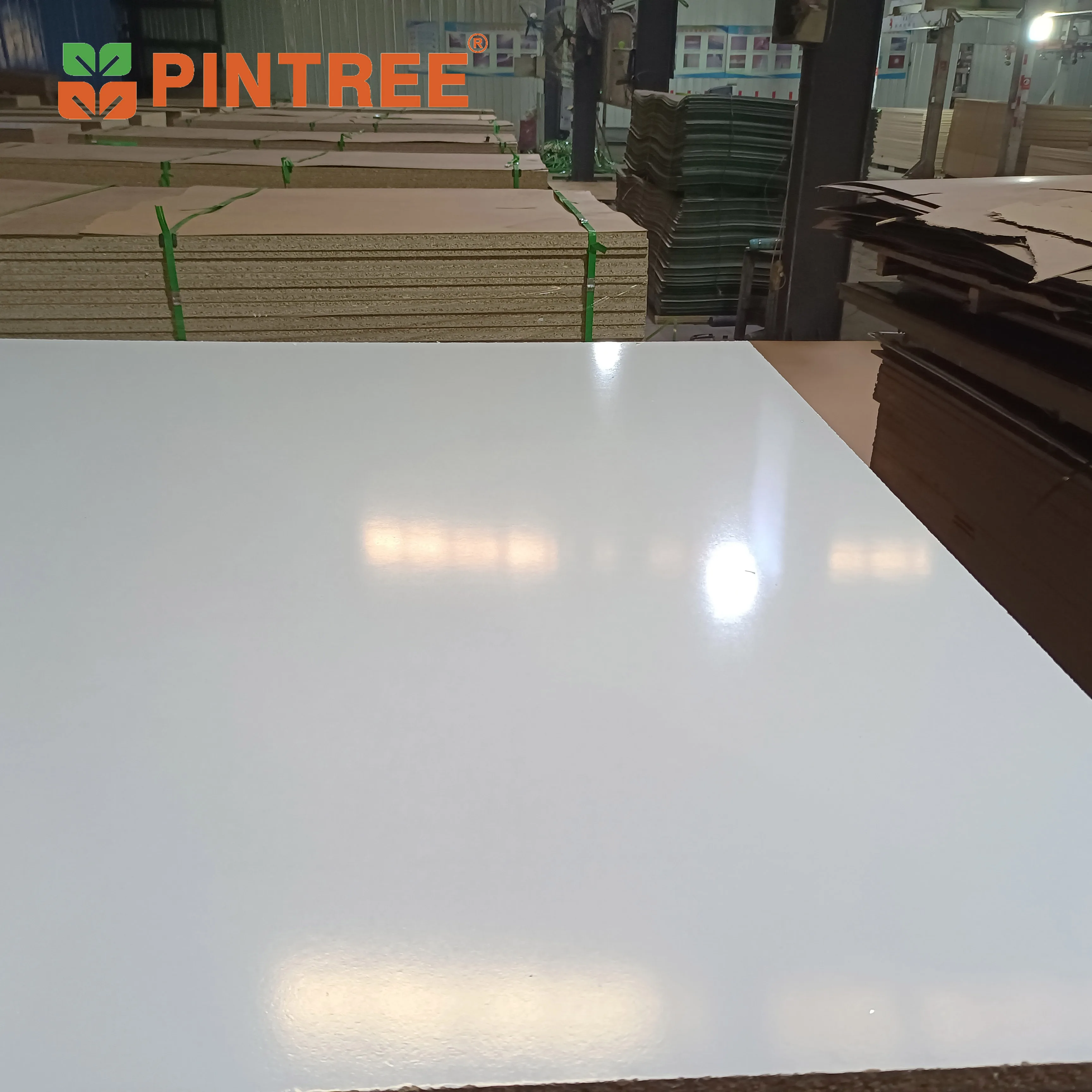 High gloss article Board Price Waterproof Chipboard Melamine Chipboard for Furniture