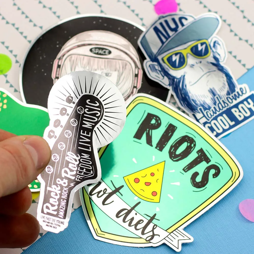 Custom Printing Adhesive Waterproof PVC Label Business Stickers Custom Logo Recyclable Die Cut Vinyl Stickers