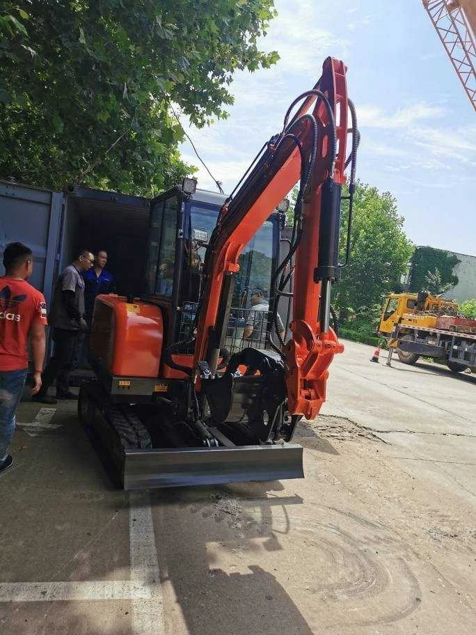 4 ton hydraulic mini excavator 4 ton 4 t digger with thumb farm digger 4 tone pelle bagger