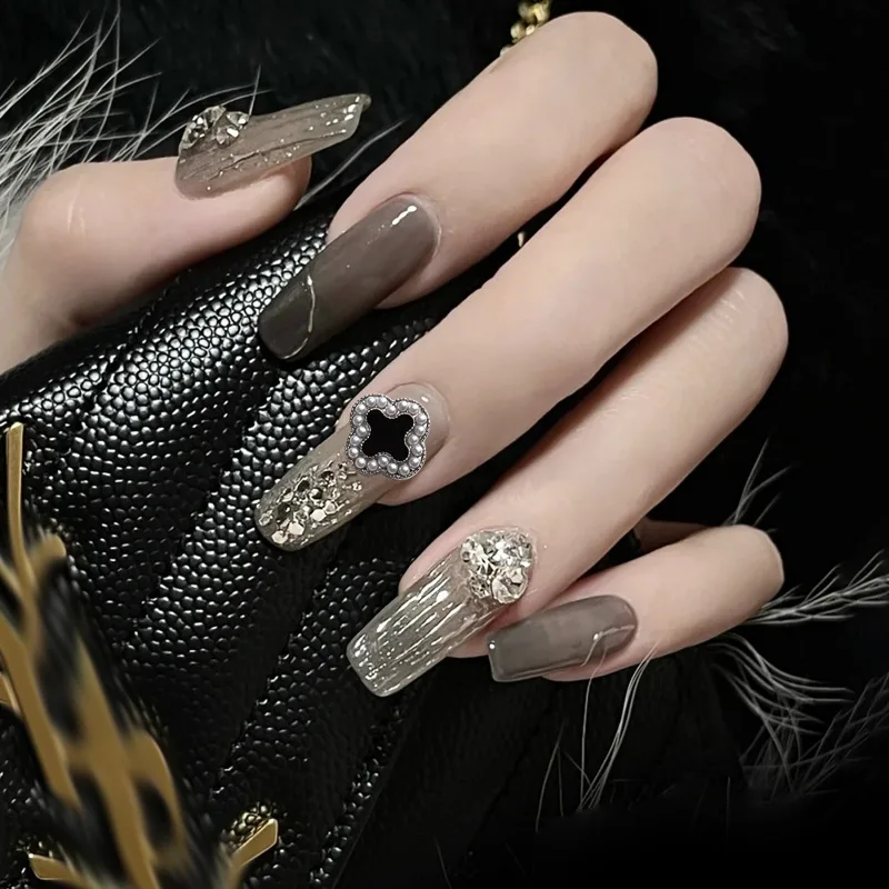 New Zircon Jewelry Four Petal Flower Fritillaria Jewelry Nail Decoration Luxury Clover Nail Charm In Bulk Wholesale