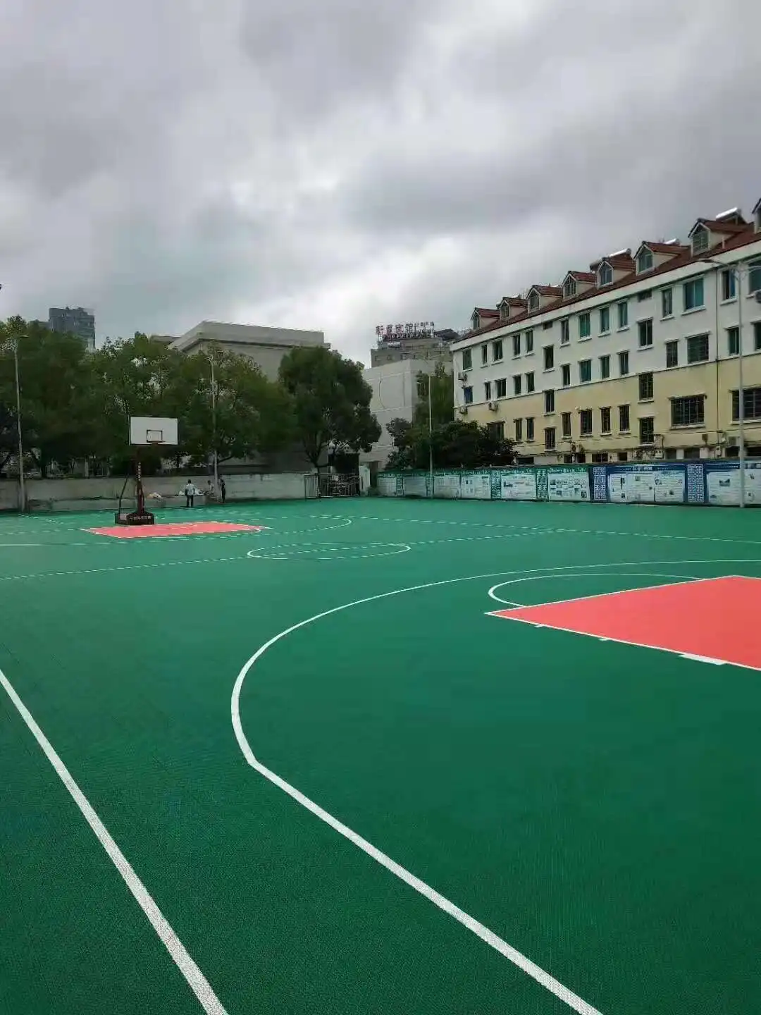 
PP suspended interlocking sports flooring used basketball courts for sale 