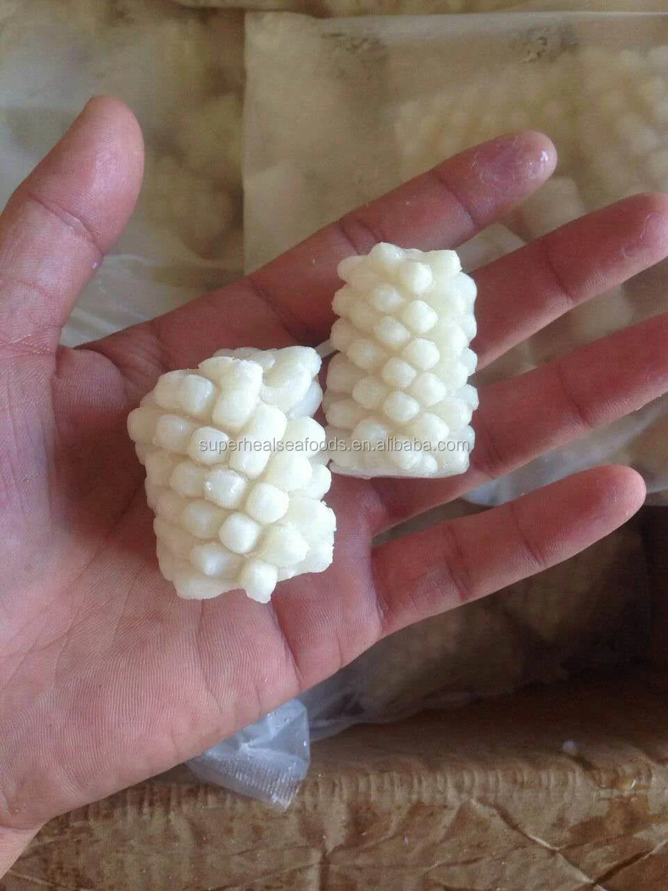 Eu Standard Calamari Cut Size 4-6 Cm Iqf Frozen Squid Flower