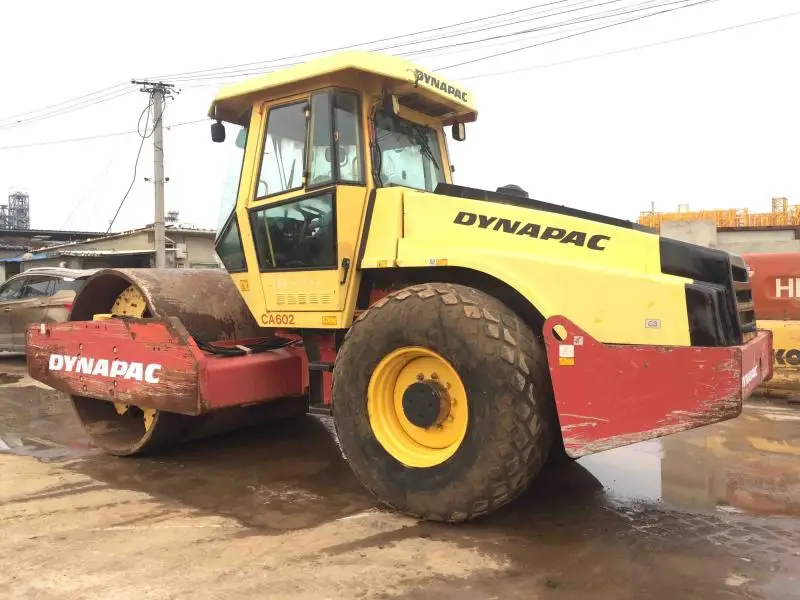 Долговечный б/у дорожный каток Dynapac CA602D однобарабанный оригинальное состояние низкая стоимость