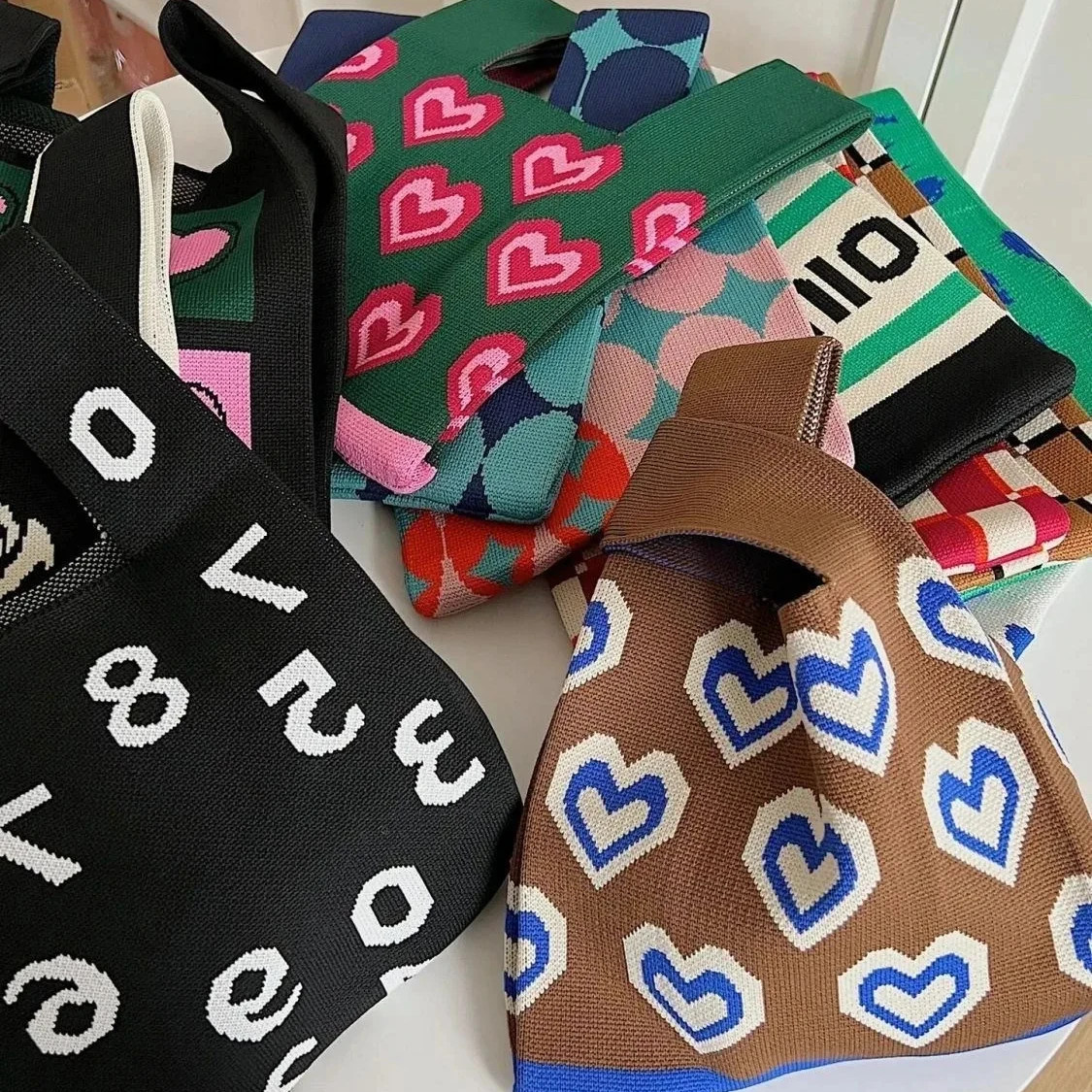 Hot Selling Handmade Crochet Bag Purse Small Knitting Phone Bags Women Girls Knitted Bag