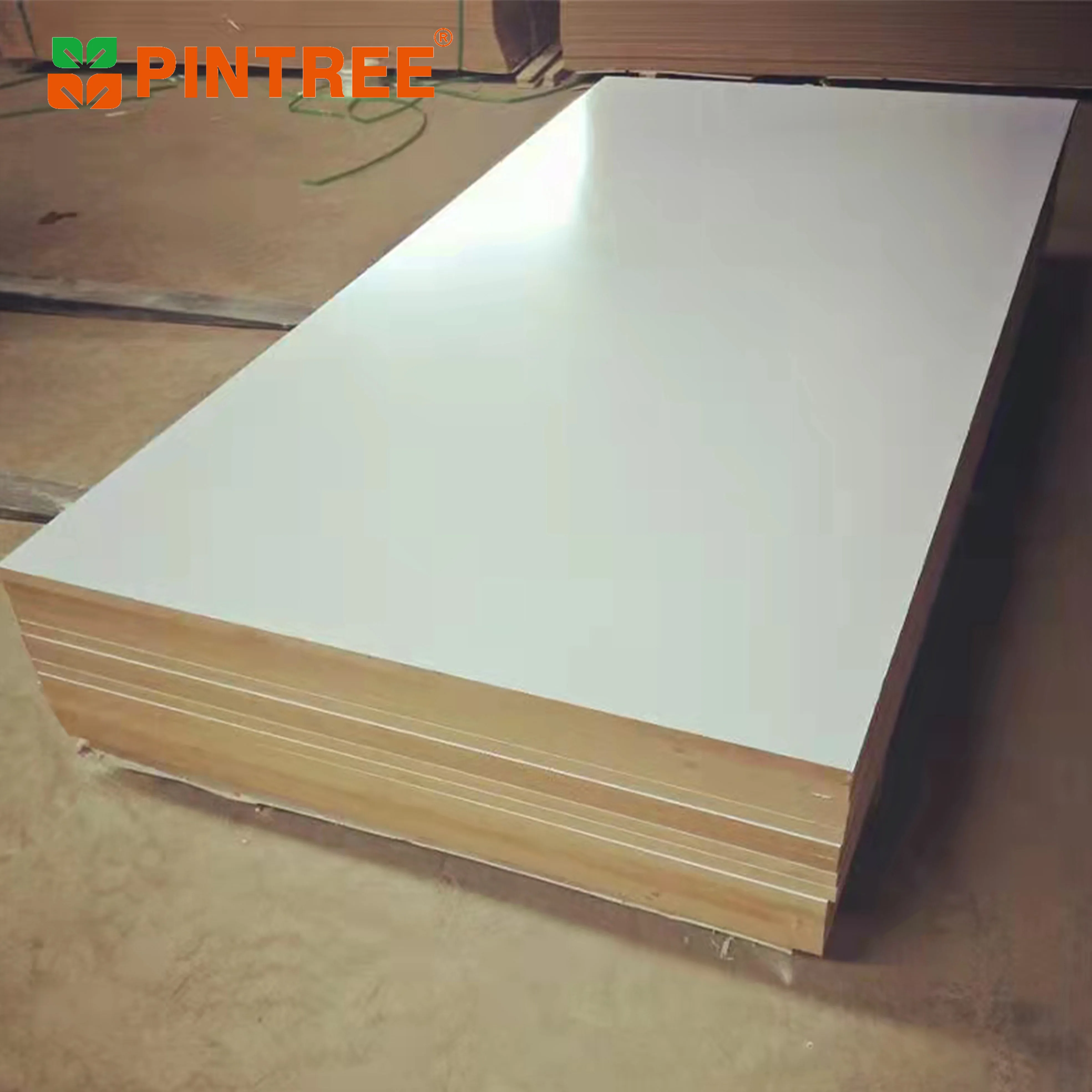Customized 2.5 mm 9mm Raw Or Plain Mdf Board Timber Fibreboard With Good Quality