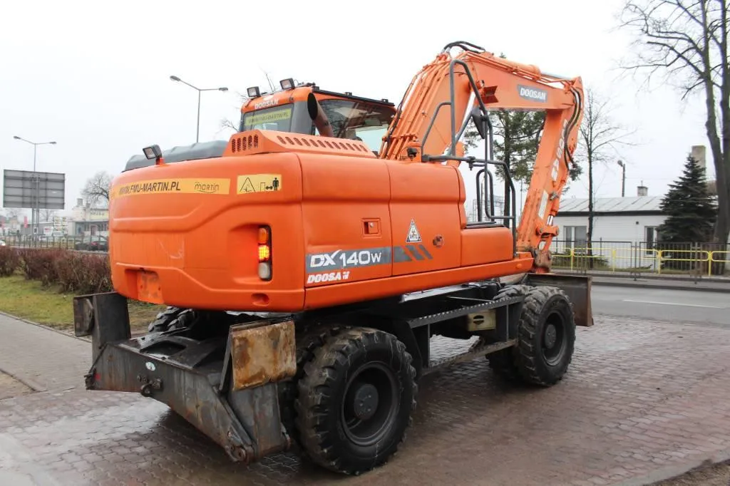 Low Price Used Doosan DX140 Excavator  Doosan DX140 DH220 DH300 Excavator