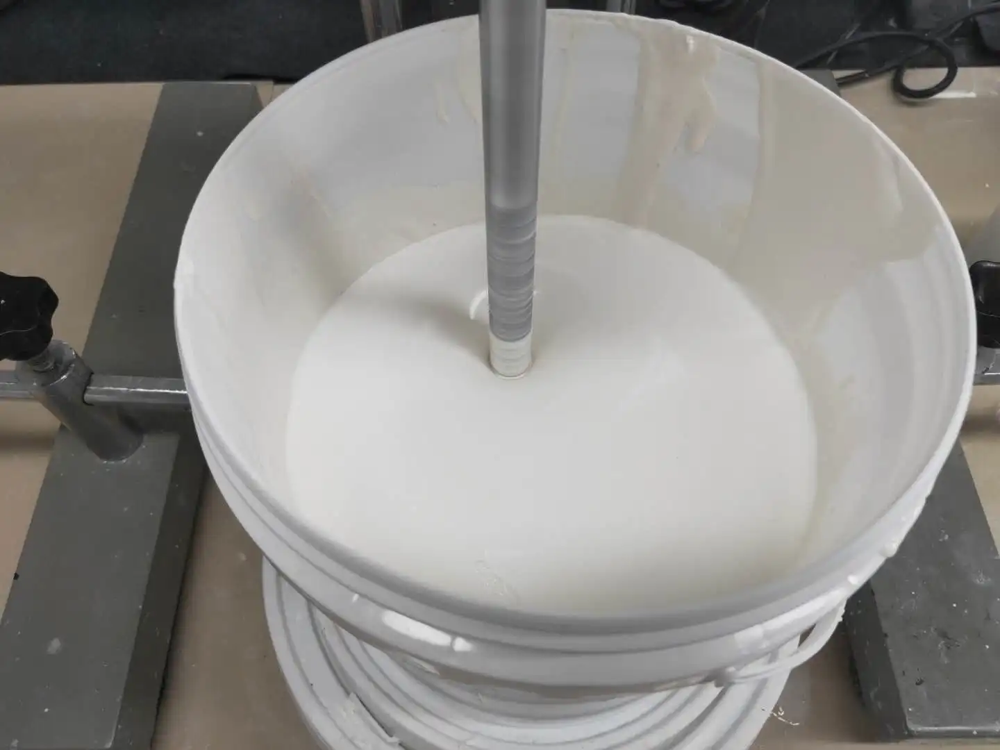 Crosslinked polymer emulsion thickener acrylic copolymer binder