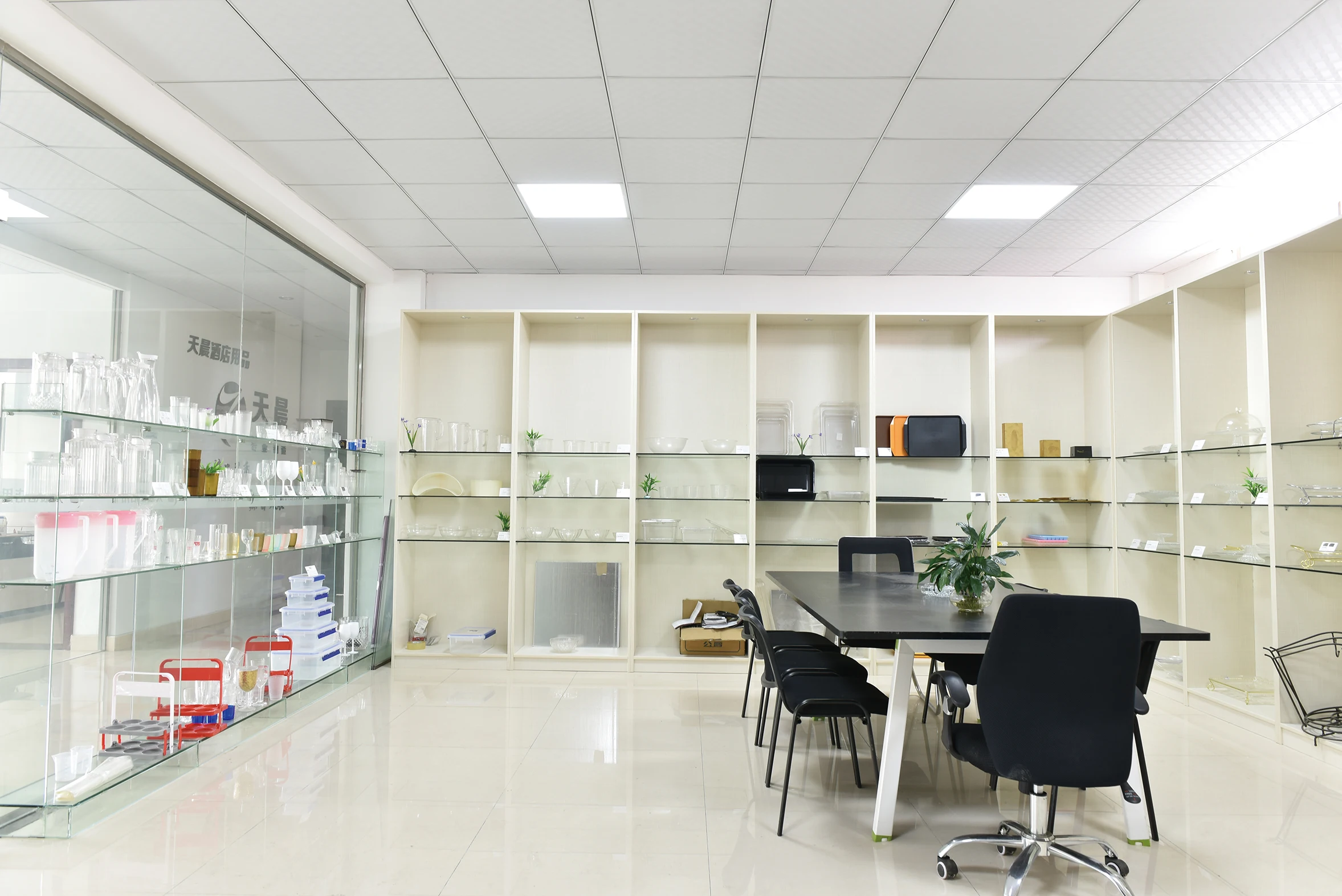 High Quality Plastic Wine Tumbler Drinkware Wholesale PS Whiskey Cup