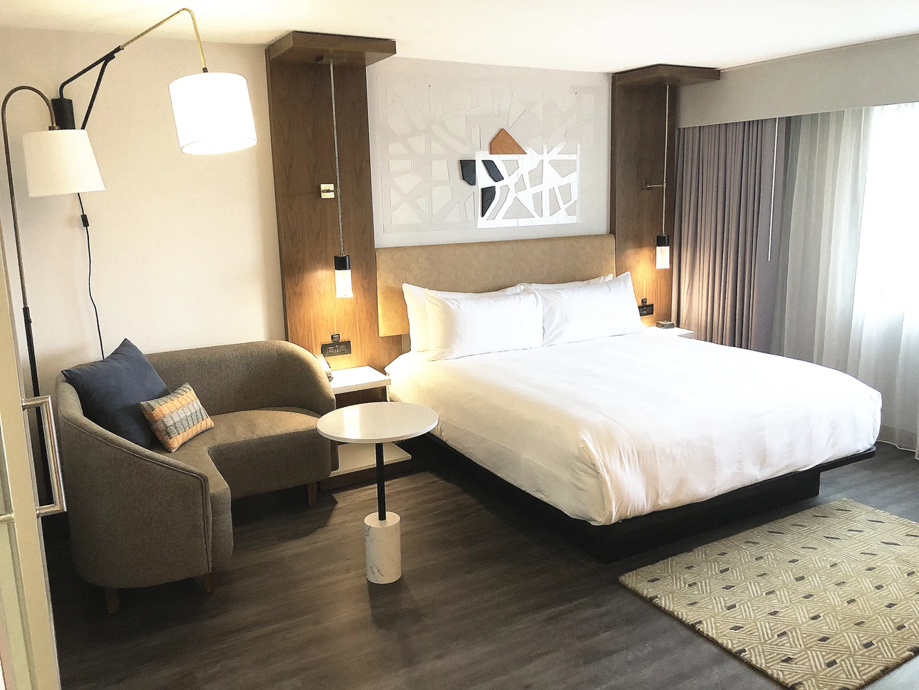 
Newest Modern Style Custom Headboard Luxury Marriott Hotel Bedroom Furniture Set 