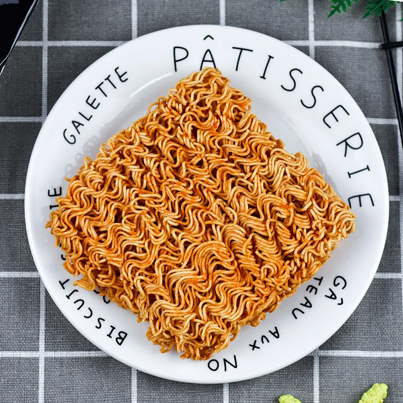 Китайская лапша быстрого приготовления, острая воздушная закуска 54 г в упаковке