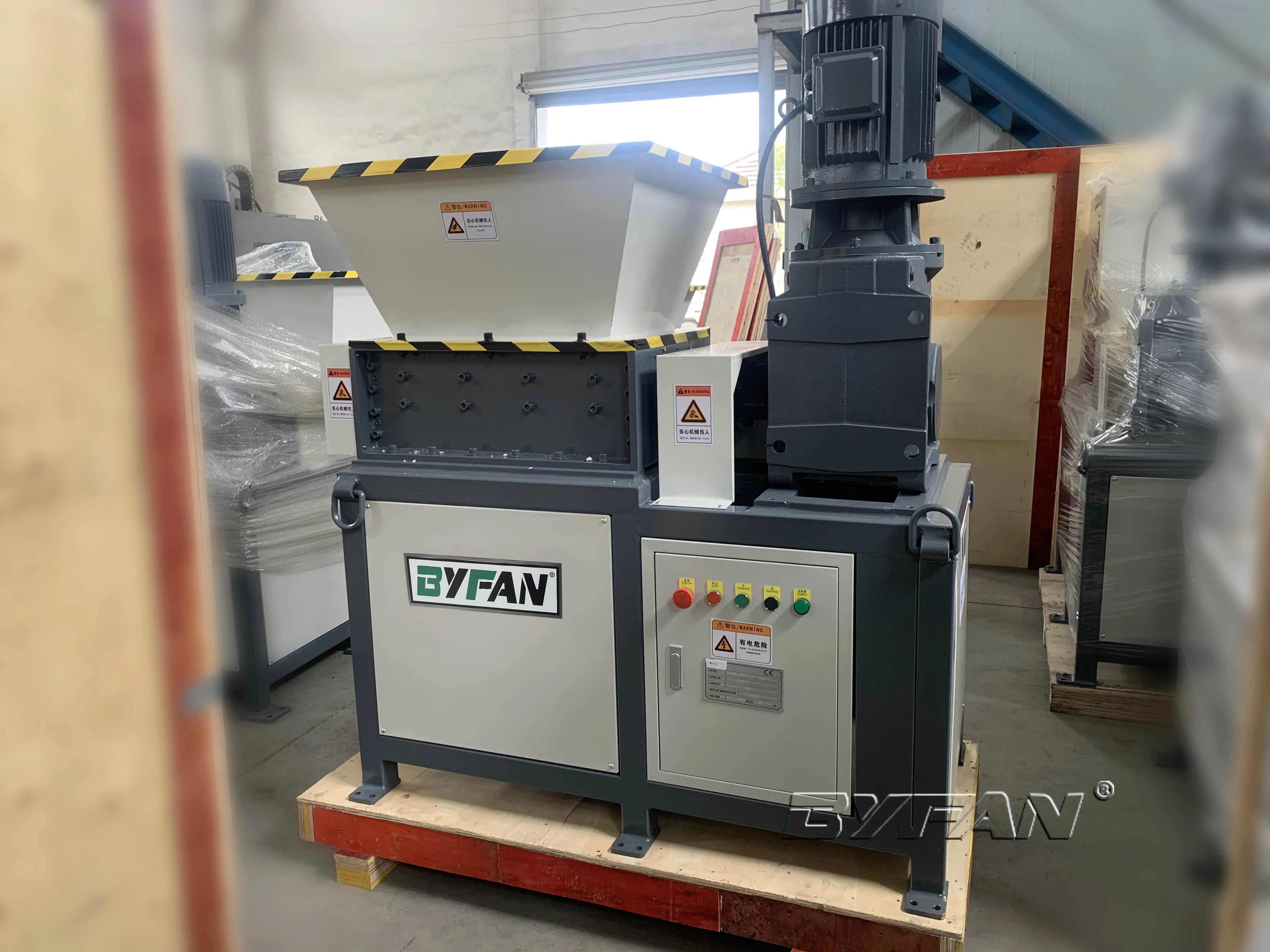 pp/pet crushed plastic scrap soft plastic shredder and crusher grinder machinery plastic recycling machine granulator