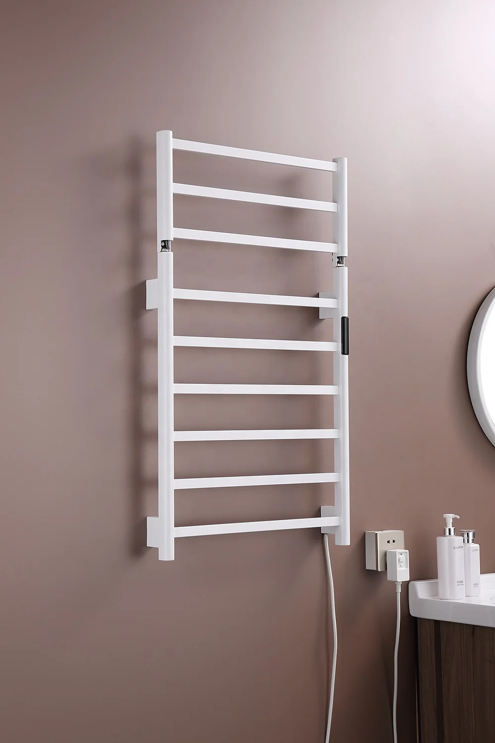 White Foldable Multifunctional Wall Mounted Smart Heating Temperature Display Towel Rack Bathroom Heating Towel Rail Radiator