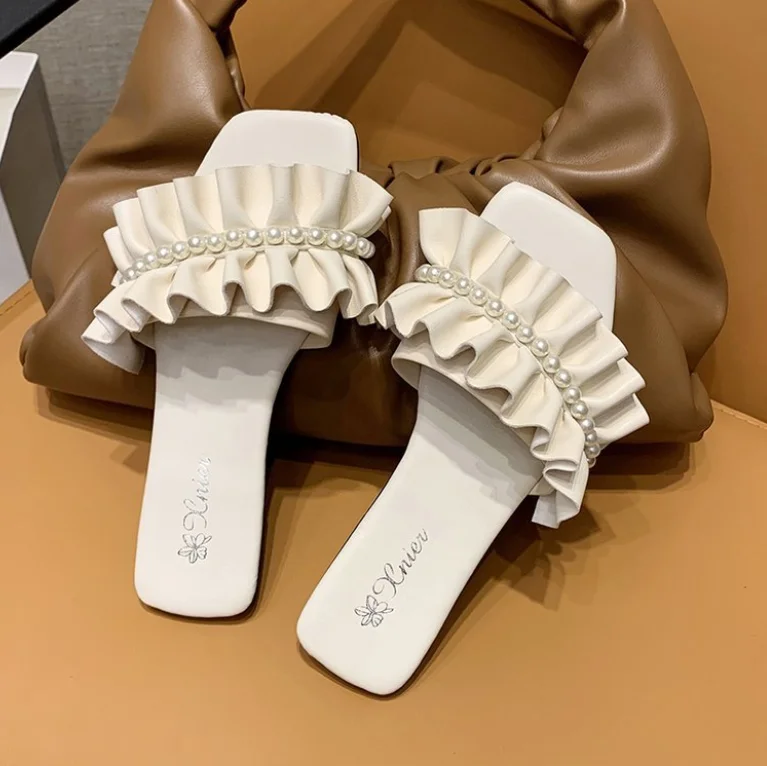 cheap wholesale 2022 Summer New Fashion Women Outer Wear Roman Dames Slippers Women Pearl Lace Square Head Sandals And Slippers