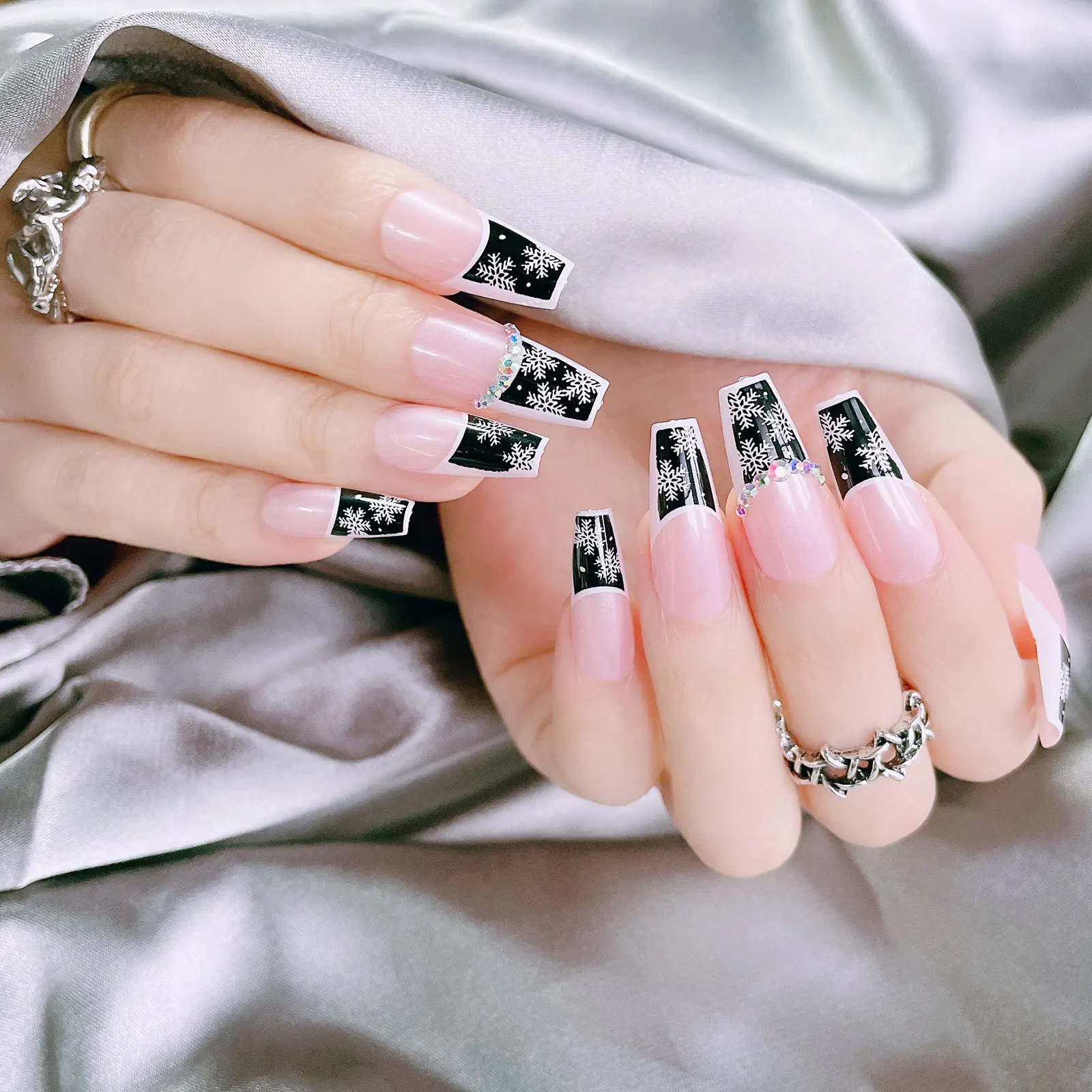 Wholesale Nail Colorful Christmas Snow Series Nail Snow Set Wear False Nail Tips