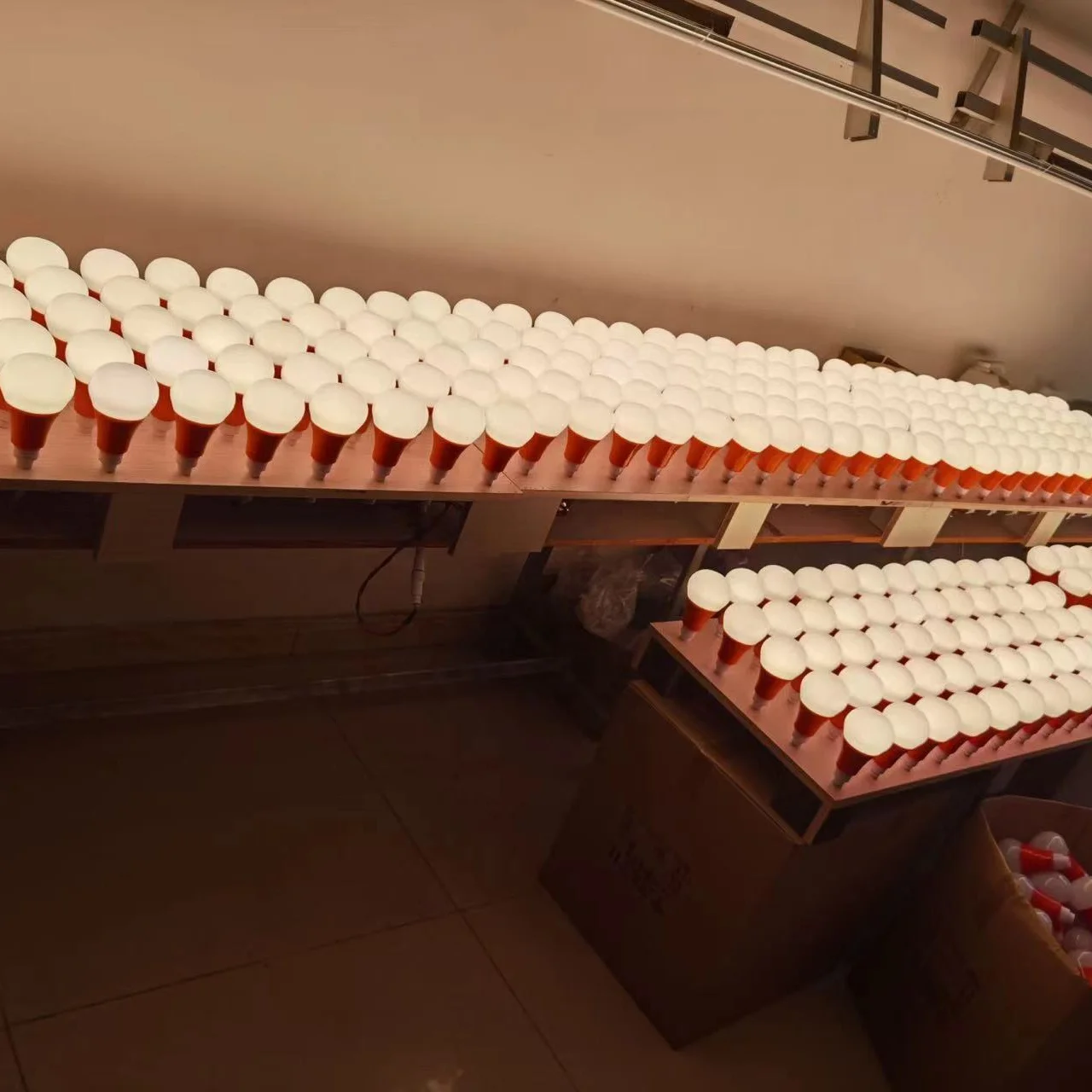 IP67 Rancher Light Tri Proof 9W LED Poultry Light bulb for Chicken farm with dimming light