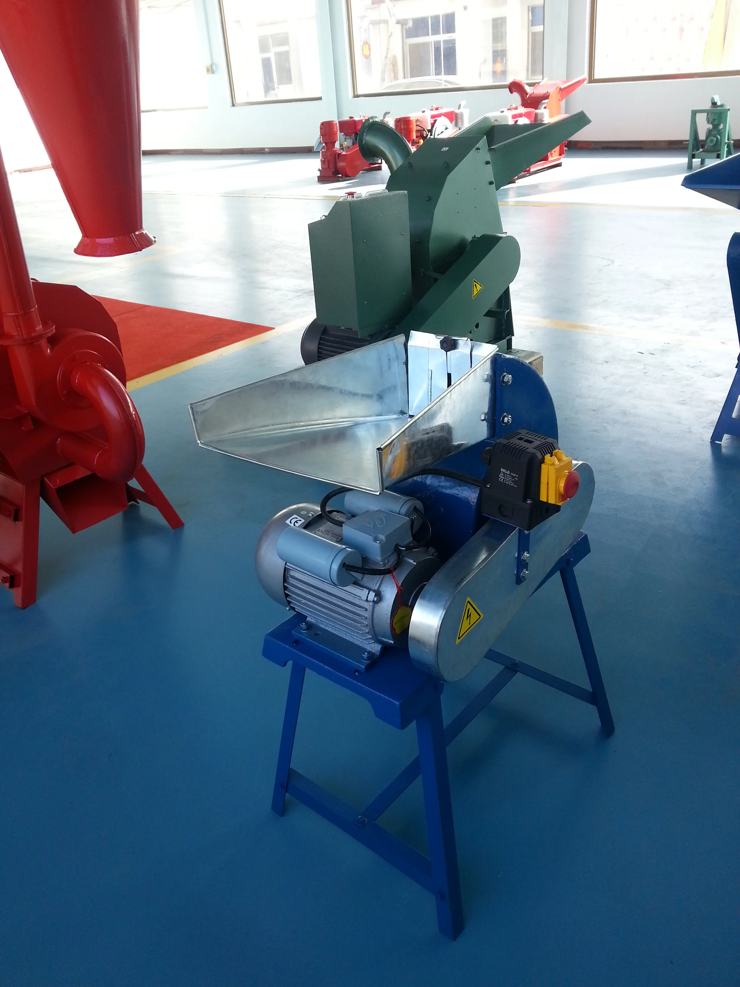 small lab wood branches crashing machine electric CF158 family use mini hammer mill with CE