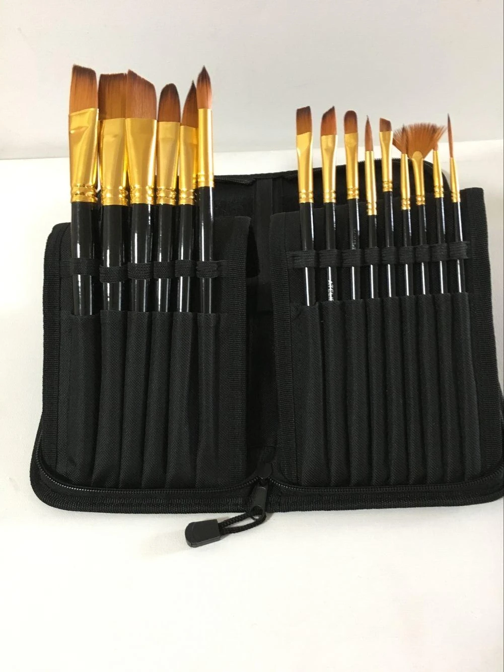 The latest artist brush suit gold aluminum ferrule suit with zipper bag, suitable for beginner painters