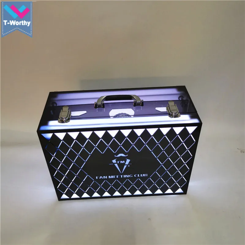 T-Worthy Customized Rechargeable LED Wine Bottle VIP Service Box Light Up Champagne Glasses VIP Carrier Case