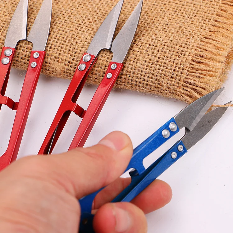 small plastic U-sharp cutting line or dressmaker shear tailor scissor