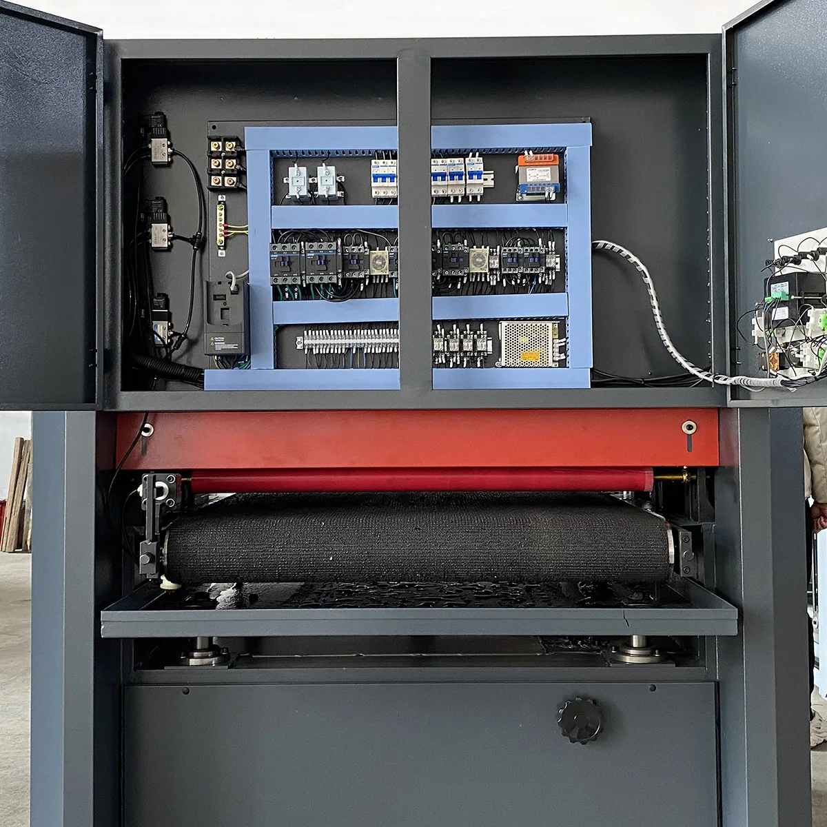 automatic available wide metal sheet belt sander for surface aluminum iron copper panel deburring sanding machine