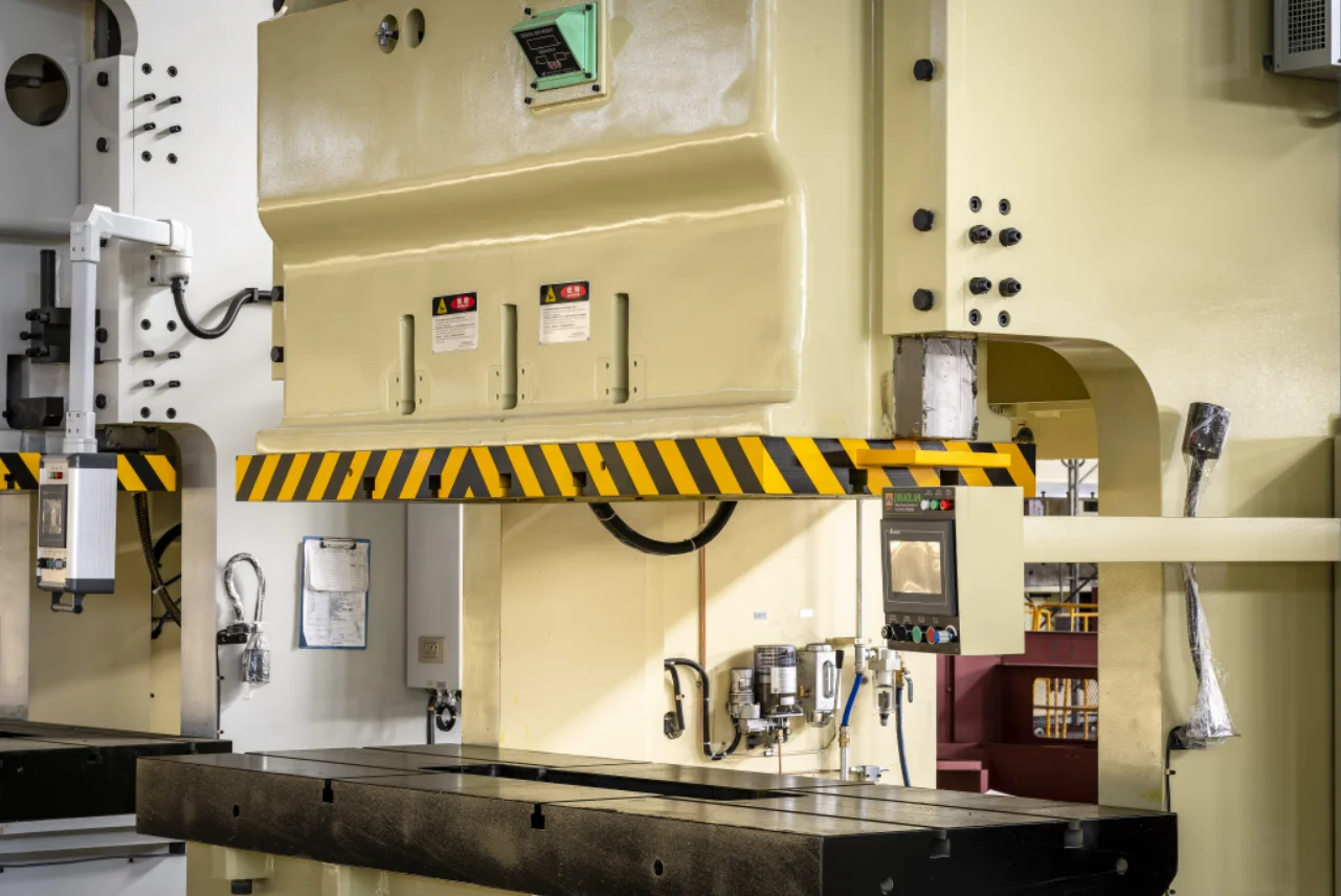 Car body making machine  stamping machine ALC series 200ton  with NC Servo feeder machine and molds whole line solution