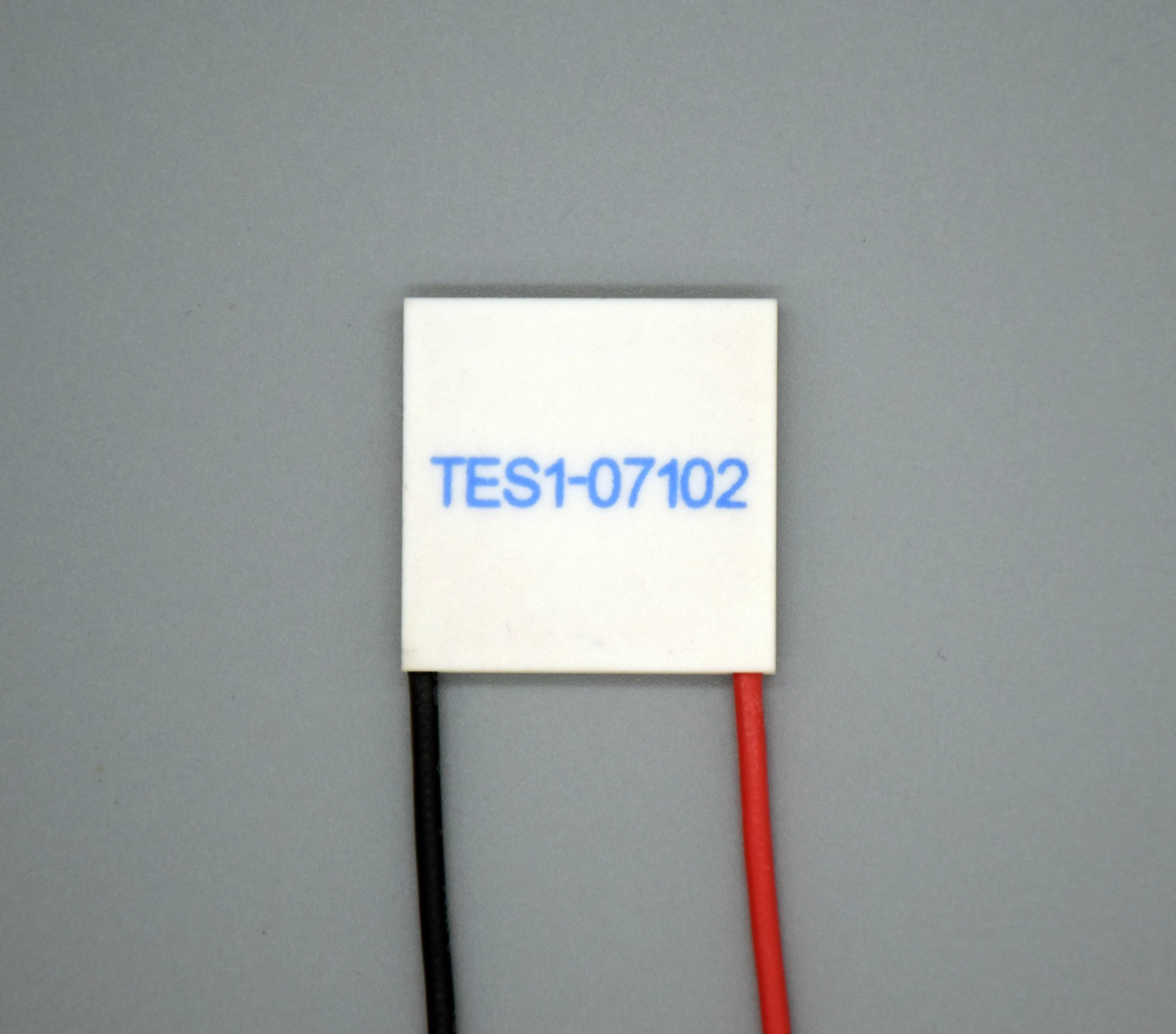 TEC1-07102 peltier thermoelectric peltier refrigeration cooling cooler