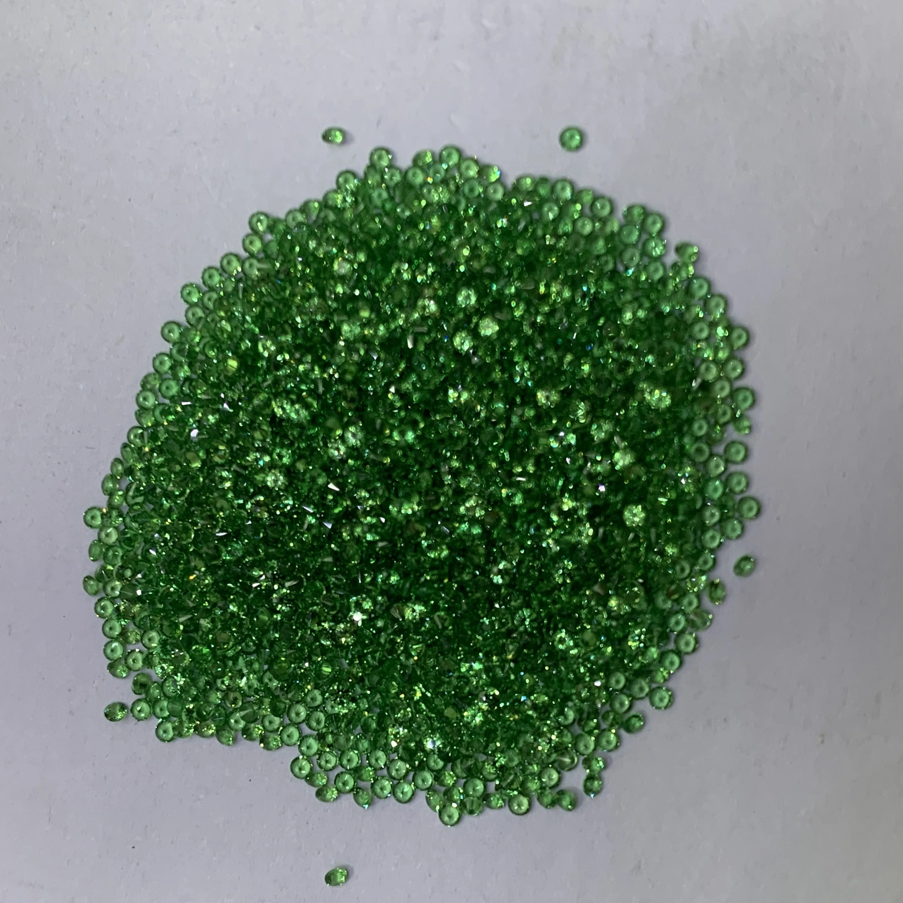 high quality natural tsavorite garnet natural green garnet loose gemstone green emerald color green rough green garnet