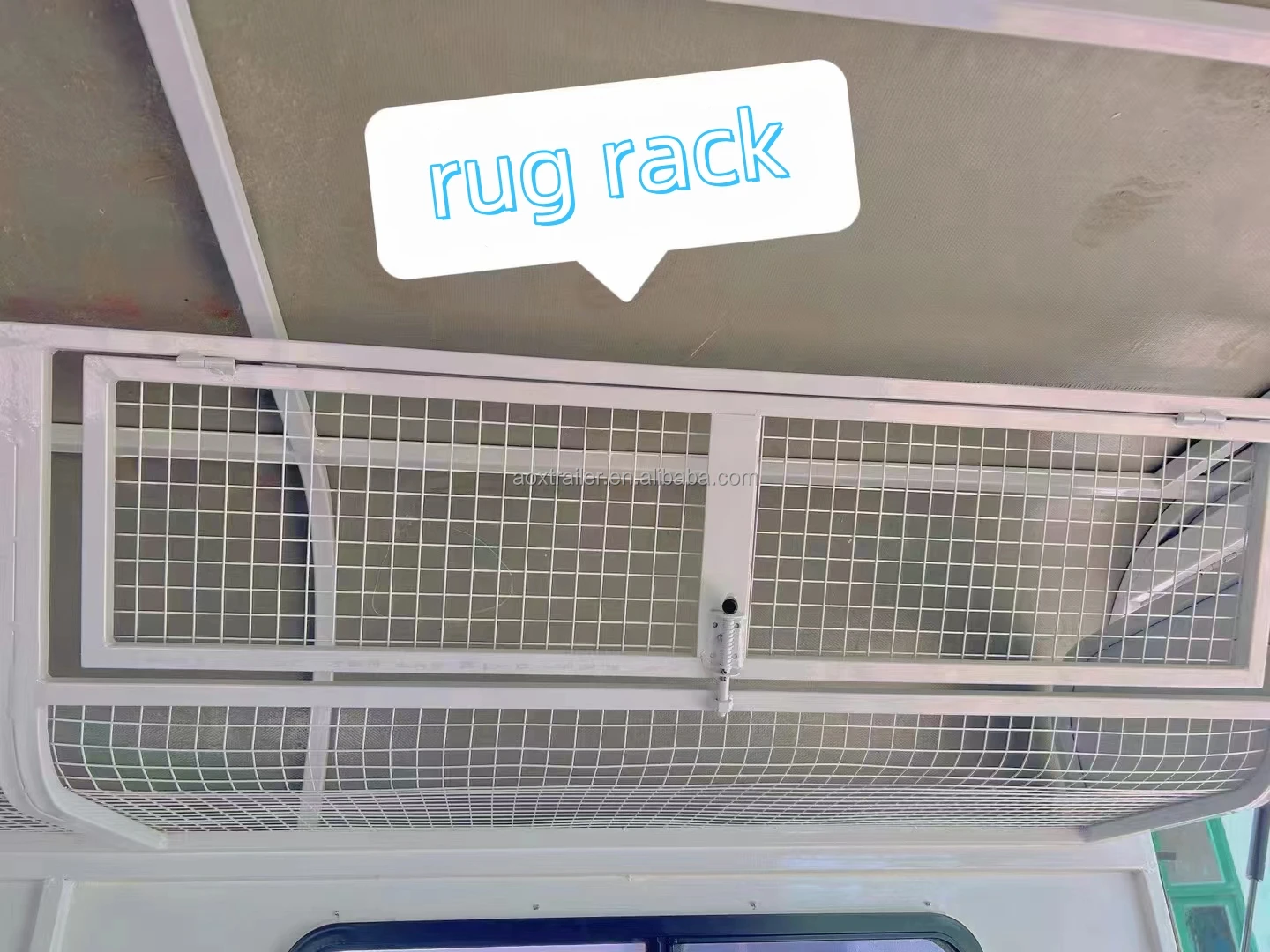 On Sale Safe-Towing Fiberglass Roof Horse Trailer Truck Float Hinge With Top Selling